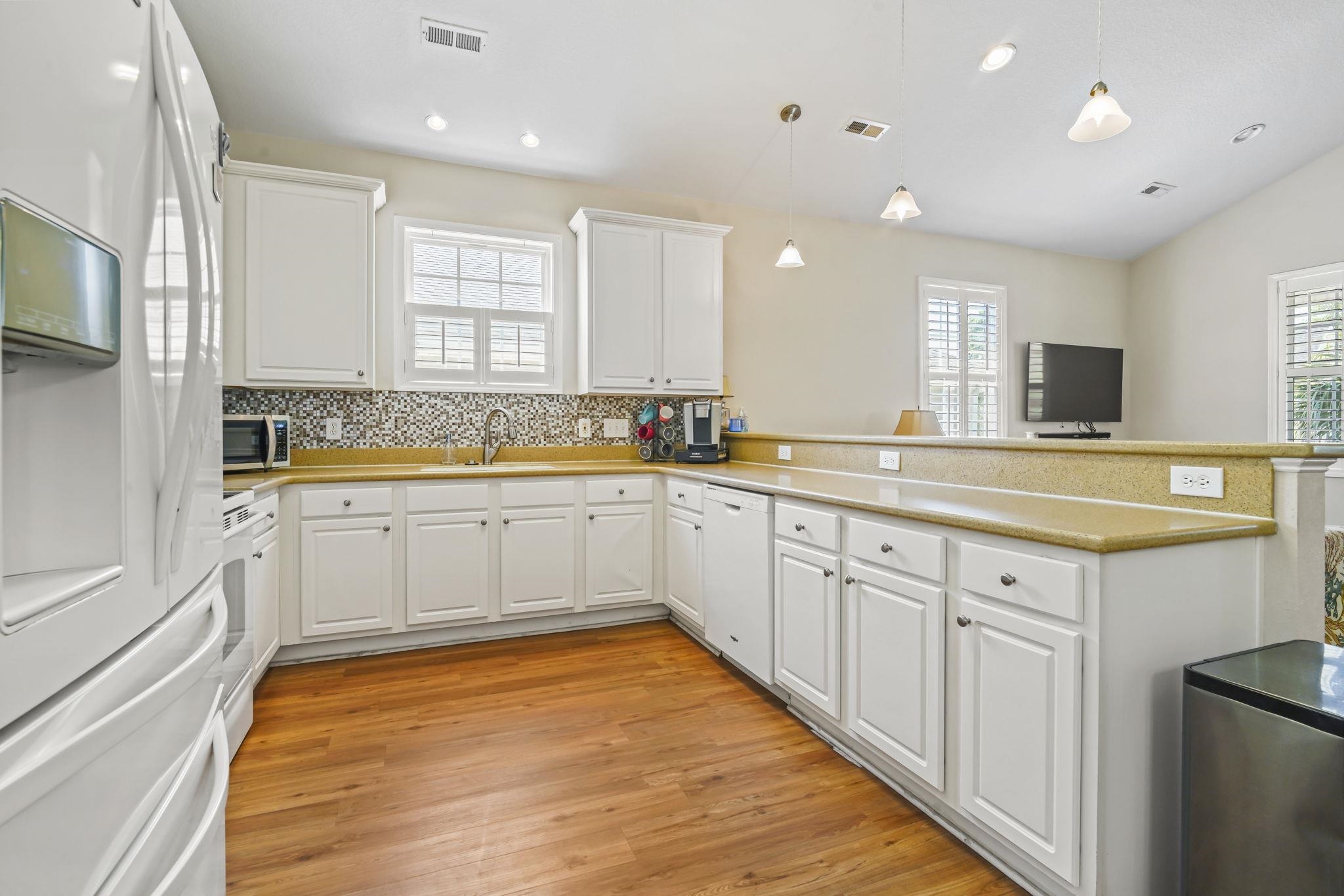 North Myrtle Beach, South Carolina, 29582, United States, 4 Bedrooms Bedrooms, ,3 BathroomsBathrooms,Residential,For Sale,2040482