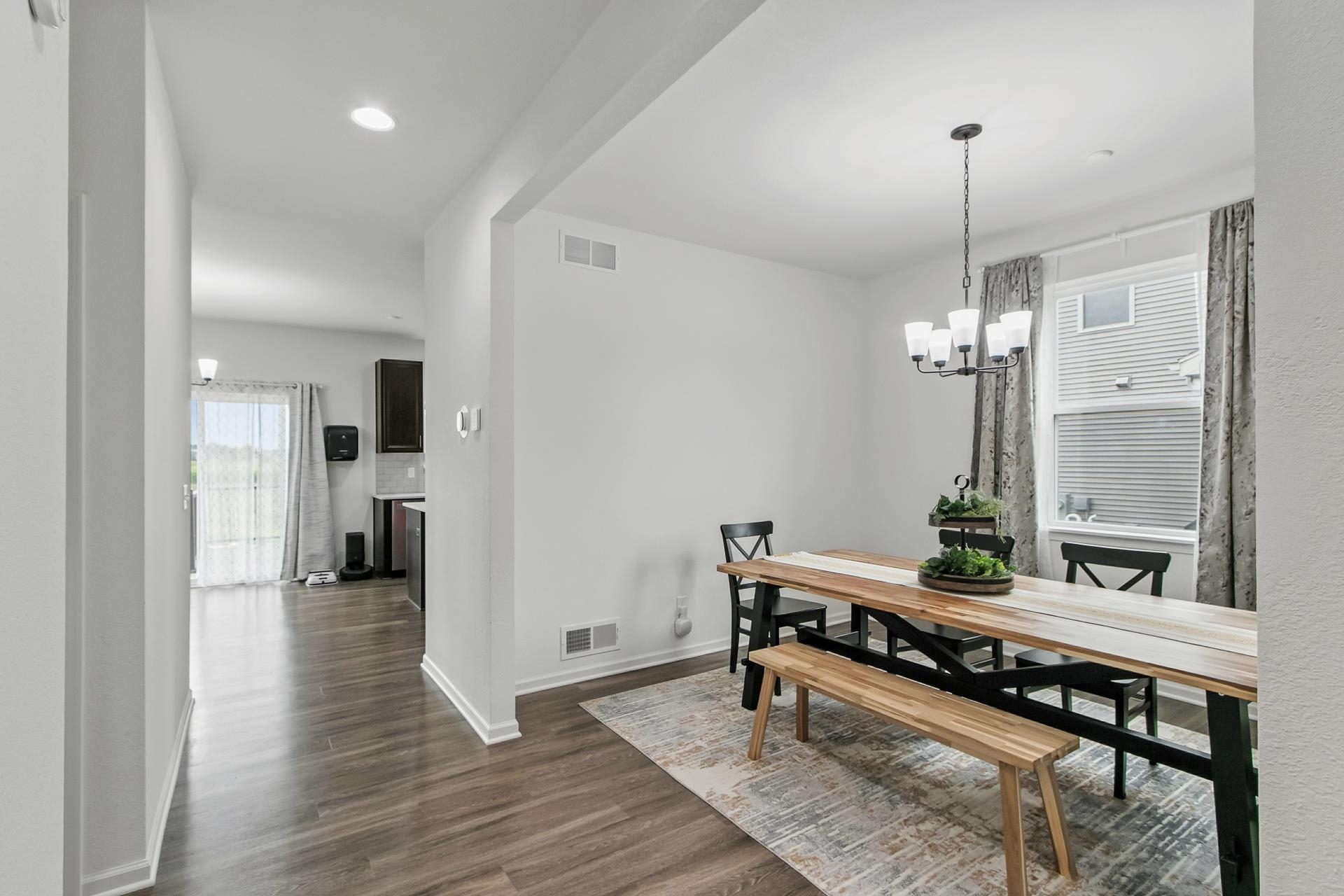 DeForest, Wisconsin, 53532, United States, 4 Bedrooms Bedrooms, ,4 BathroomsBathrooms,Residential,For Sale,1913237