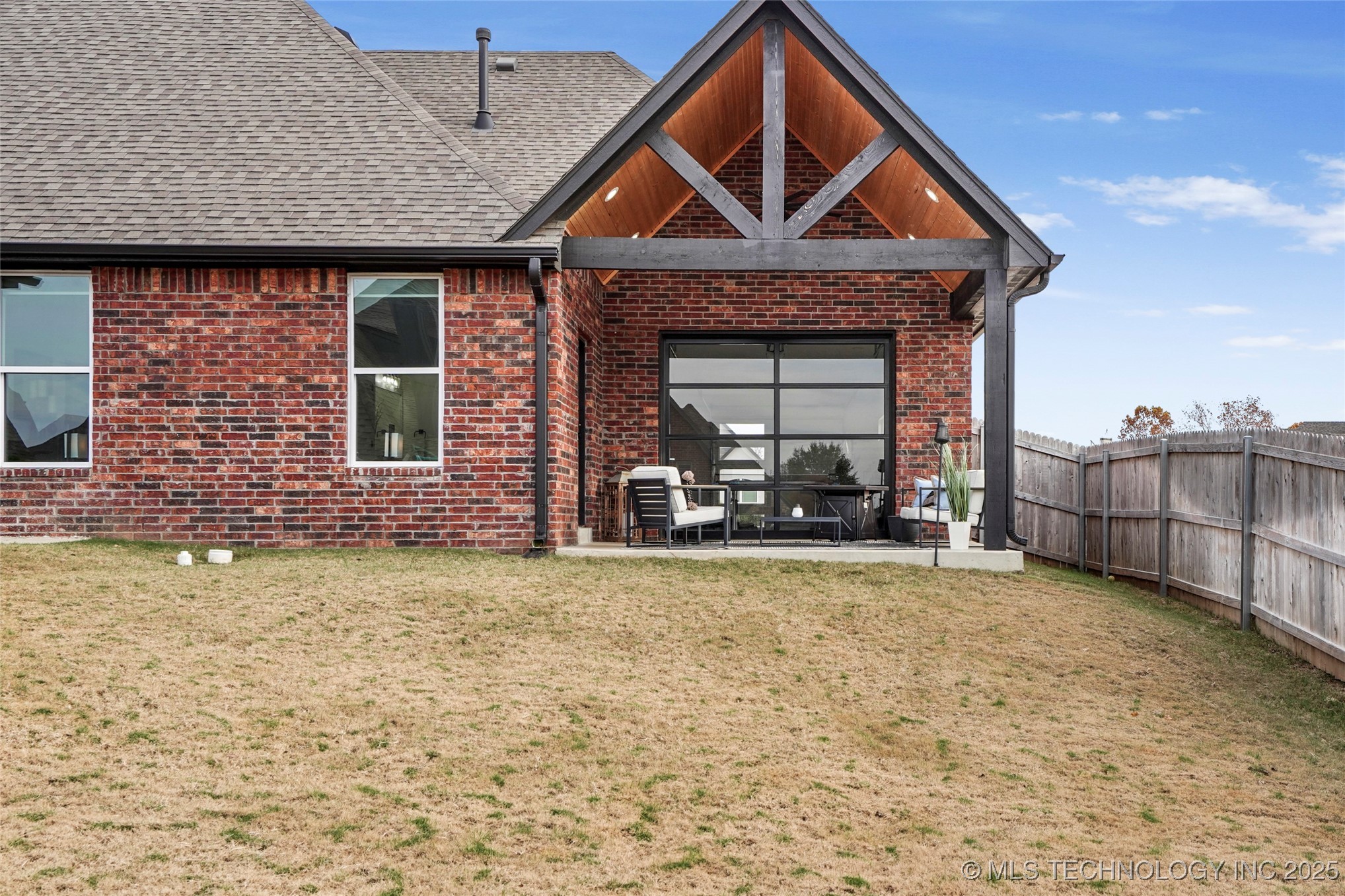 Broken Arrow, Oklahoma, 74014, United States, 3 Bedrooms Bedrooms, ,4 BathroomsBathrooms,Residential,For Sale,1997377