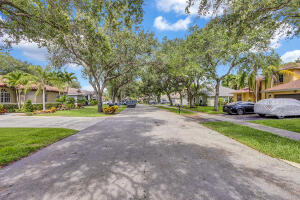 Coconut Creek, Florida, 33073, United States, 4 Bedrooms Bedrooms, ,3 BathroomsBathrooms,Residential,For Sale,1881563
