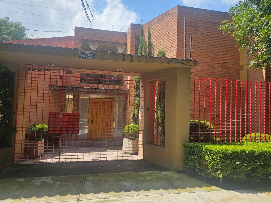Atizapán de Zaragoza, Estado de méxico, 52950, Mexico, 4 Bedrooms Bedrooms, ,5 BathroomsBathrooms,Residential,For Sale,1940719