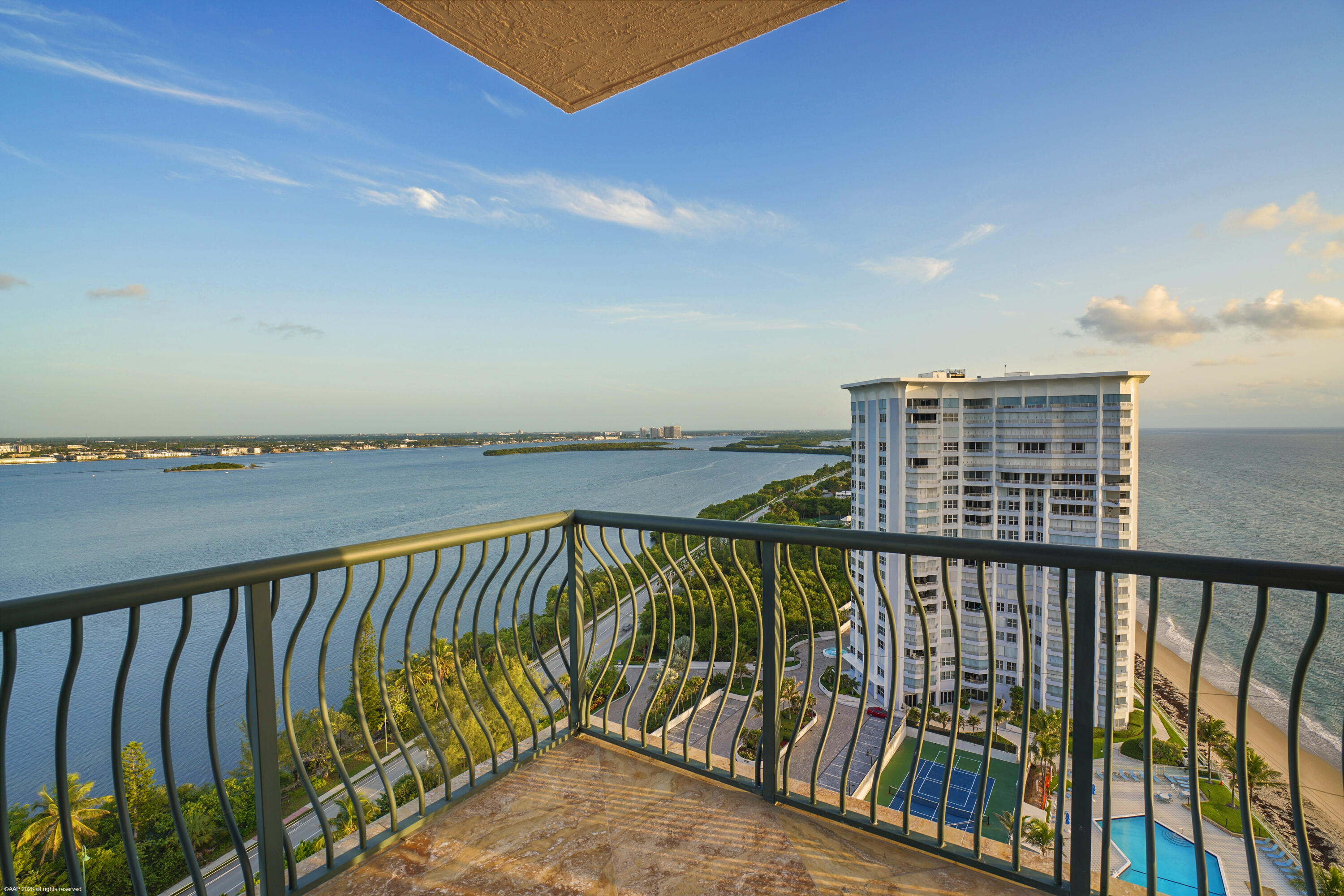  5150 N Ocean Drive PH 2001 - 物件實景