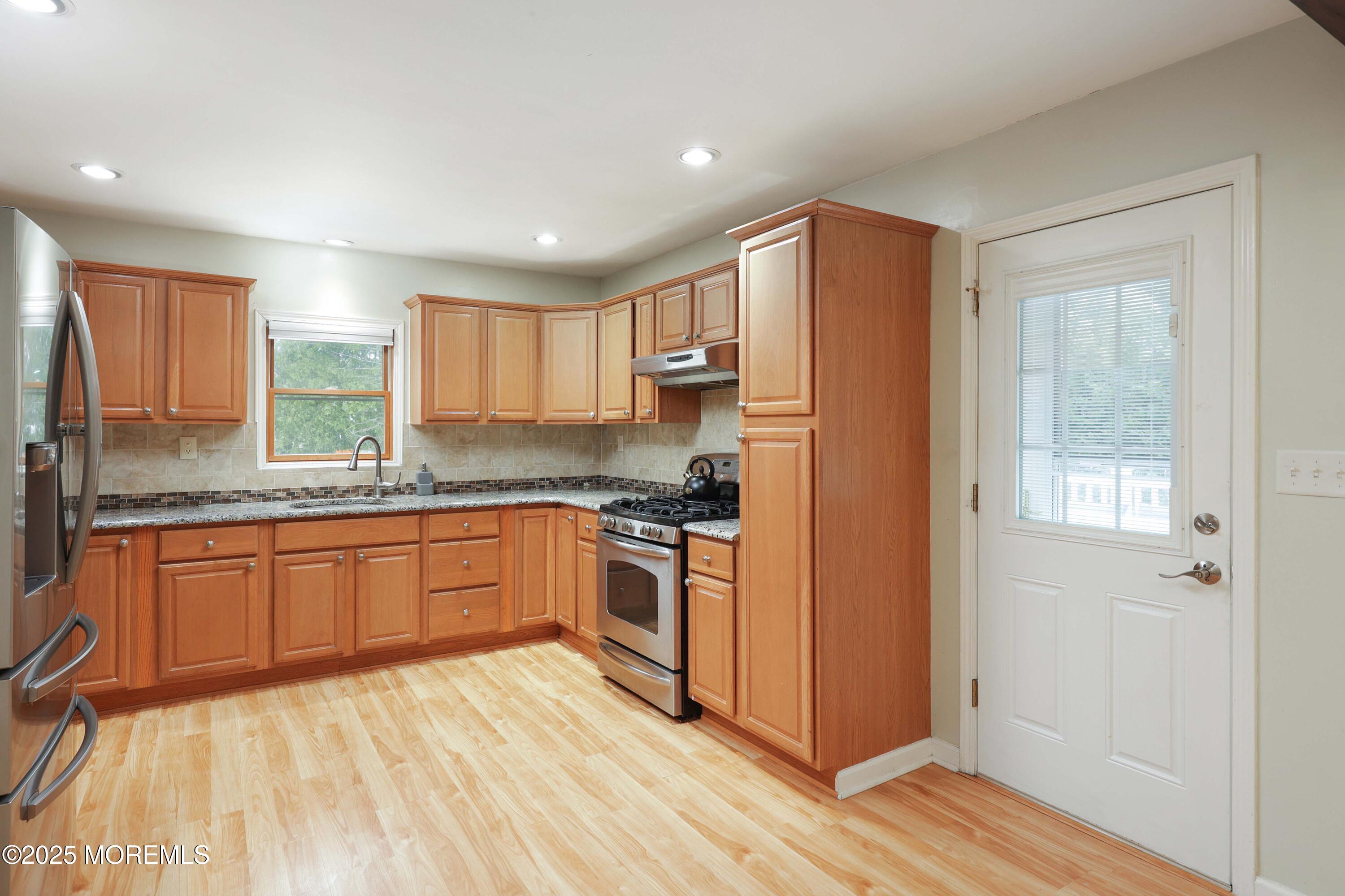 Oakhurst, New Jersey, 07755, United States, 3 Bedrooms Bedrooms, ,2 BathroomsBathrooms,Residential,For Sale,1754525