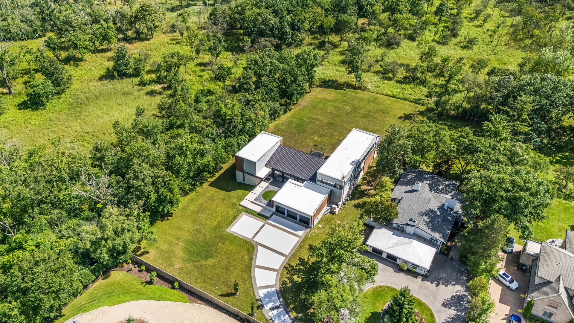 Glenview, Illinois, 60025, United States, 6 Bedrooms Bedrooms, ,8 BathroomsBathrooms,Residential,For Sale,1941643