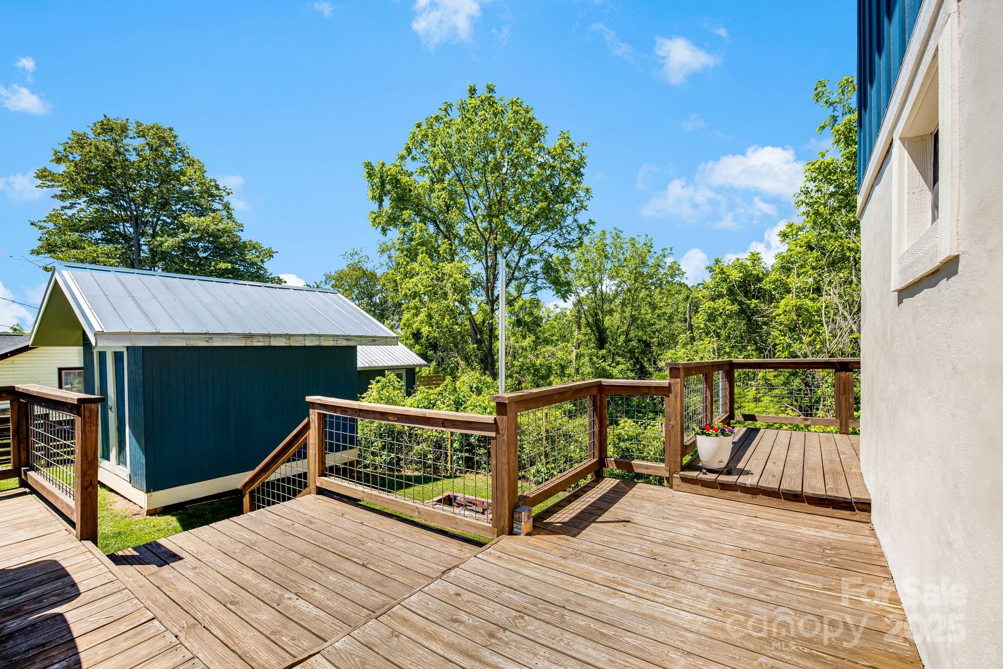 Asheville, North Carolina, 28804, United States, 4 Bedrooms Bedrooms, ,2 BathroomsBathrooms,Residential,For Sale,1944815