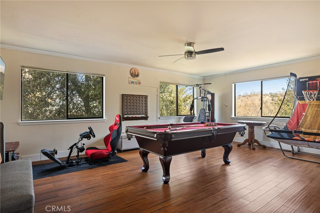 Lake Arrowhead, California, 92352, United States, 6 Bedrooms Bedrooms, ,5 BathroomsBathrooms,Residential,For Sale,1950962