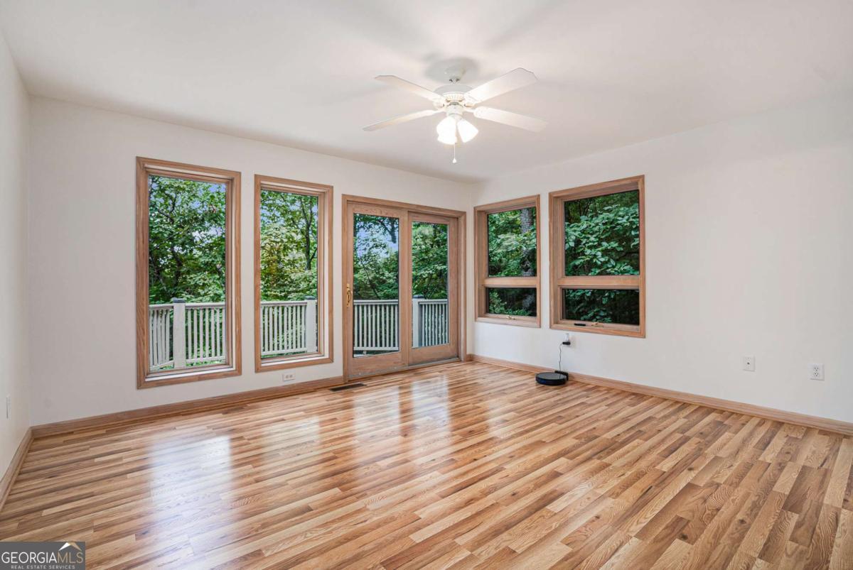 Ellijay, Georgia, 30536, United States, 4 Bedrooms Bedrooms, ,4 BathroomsBathrooms,Residential,For Sale,1888525