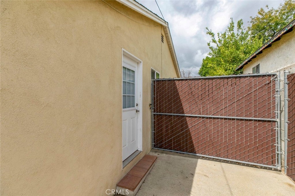 Sylmar, California, 91342, United States, 2 Bedrooms Bedrooms, ,1 BathroomBathrooms,Residential,For Sale,1960749