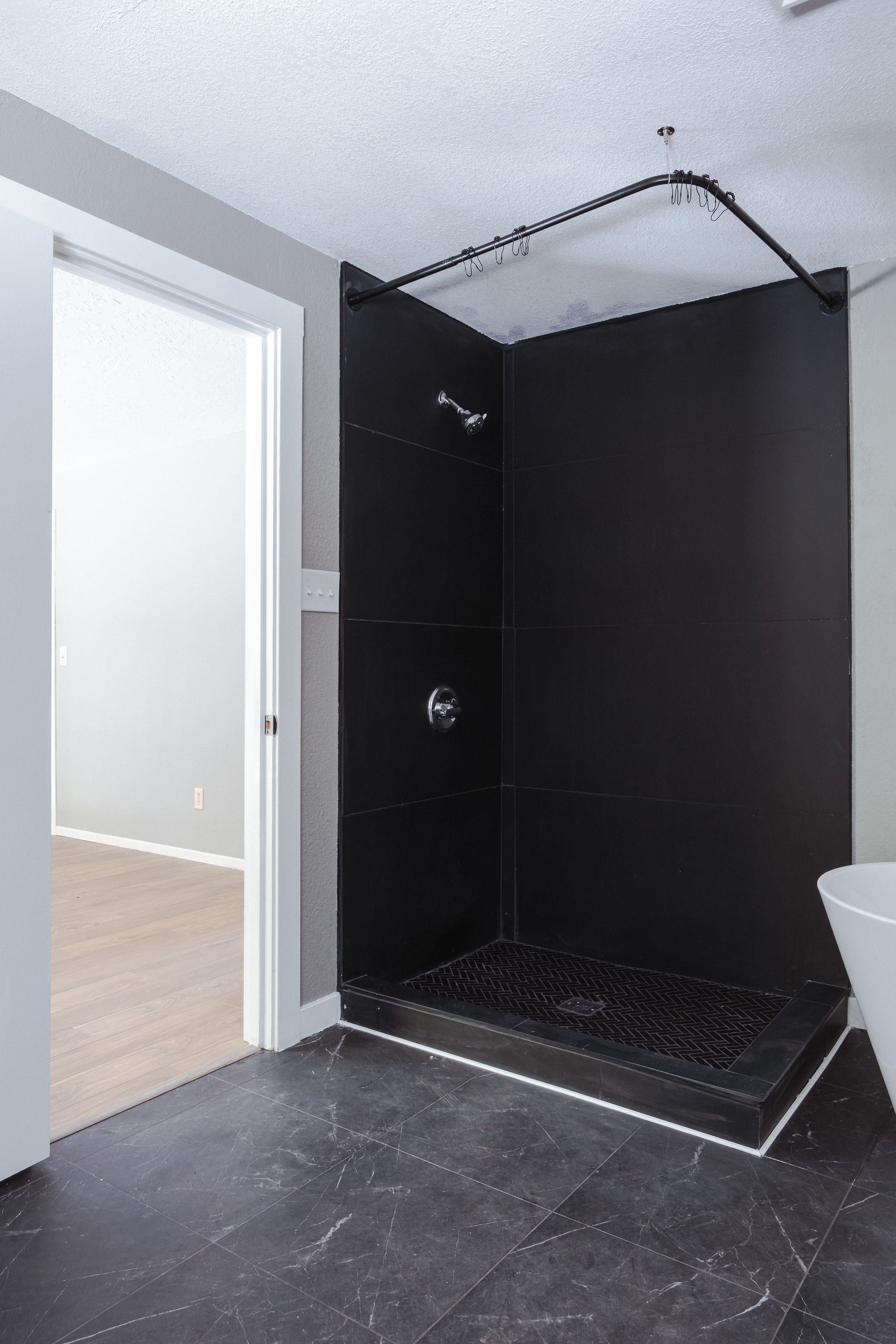 Lincoln City, Oregon, 97367, United States, 3 Bedrooms Bedrooms, ,2 BathroomsBathrooms,Residential,For Sale,1976632