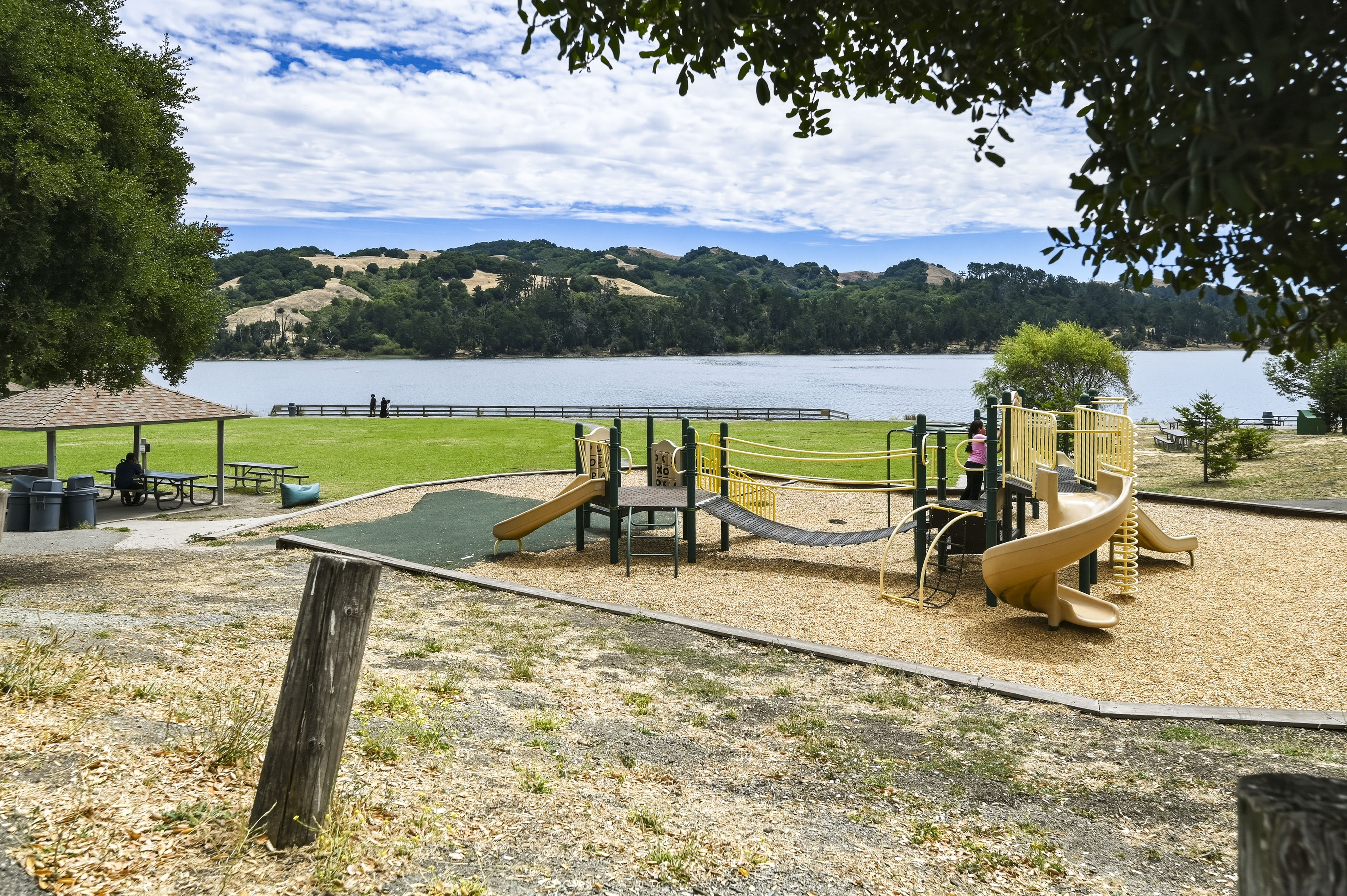  Comfort, Convenience and Outdoor Adventure in One Great Location - 物件實景