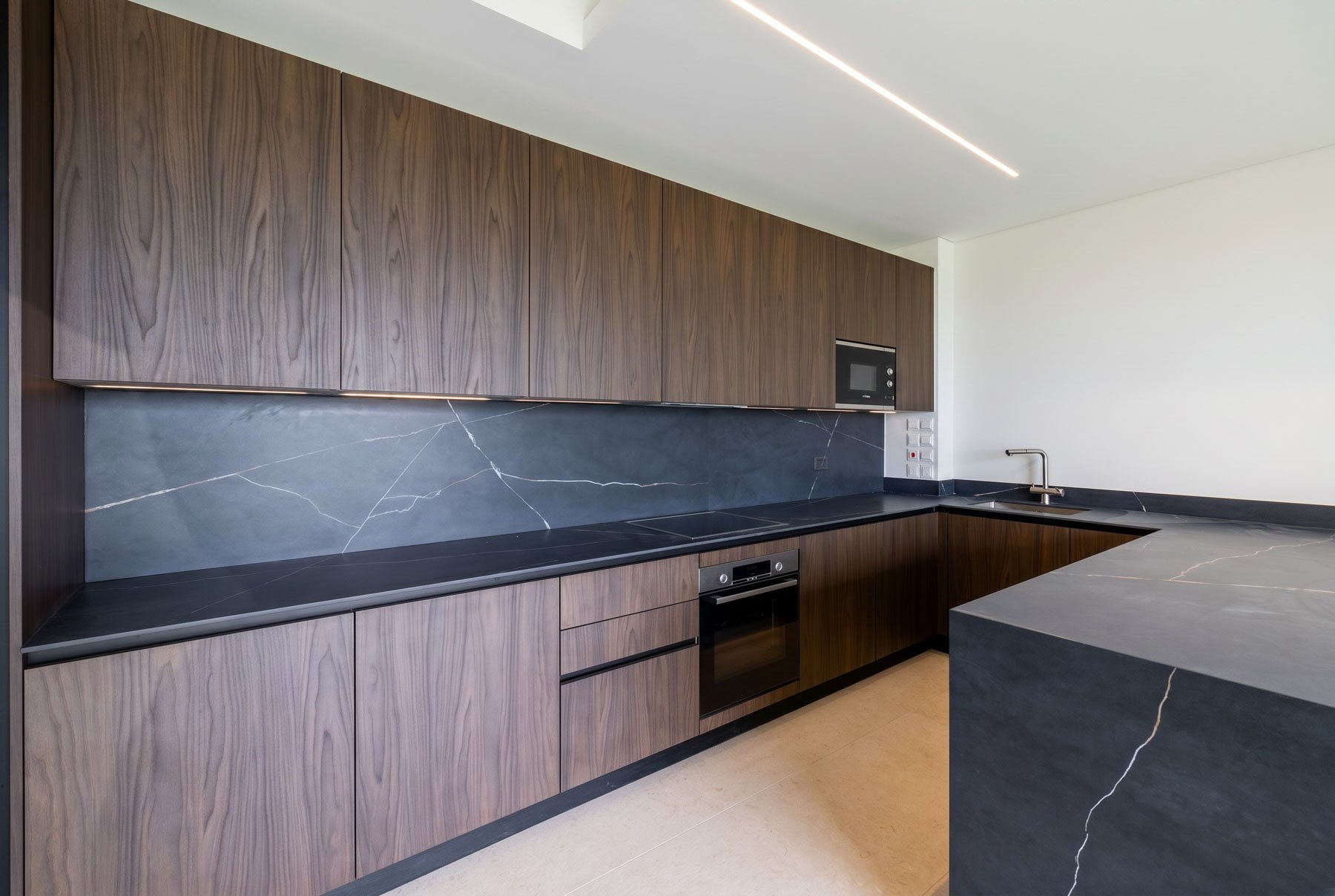  Brand-New 2-Bedroom Apartment with Golf-Course Views in Limassol Greens - 物件實景