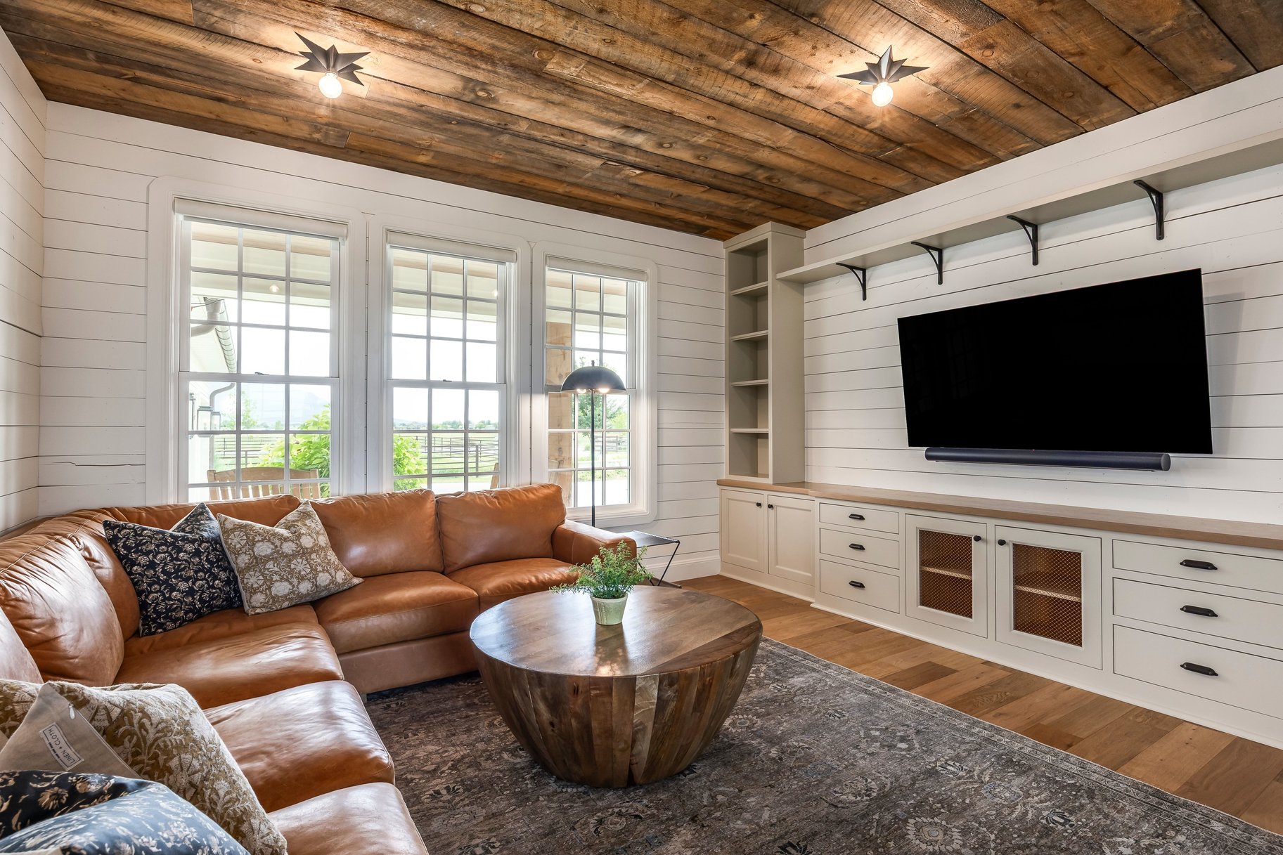  Refined Farmhouse Living with Professional Horse Facilities - 物件實景