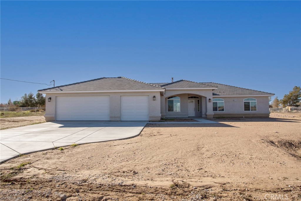 Hesperia, California, 92345, United States, 4 Bedrooms Bedrooms, ,3 BathroomsBathrooms,Residential,For Sale,1877164