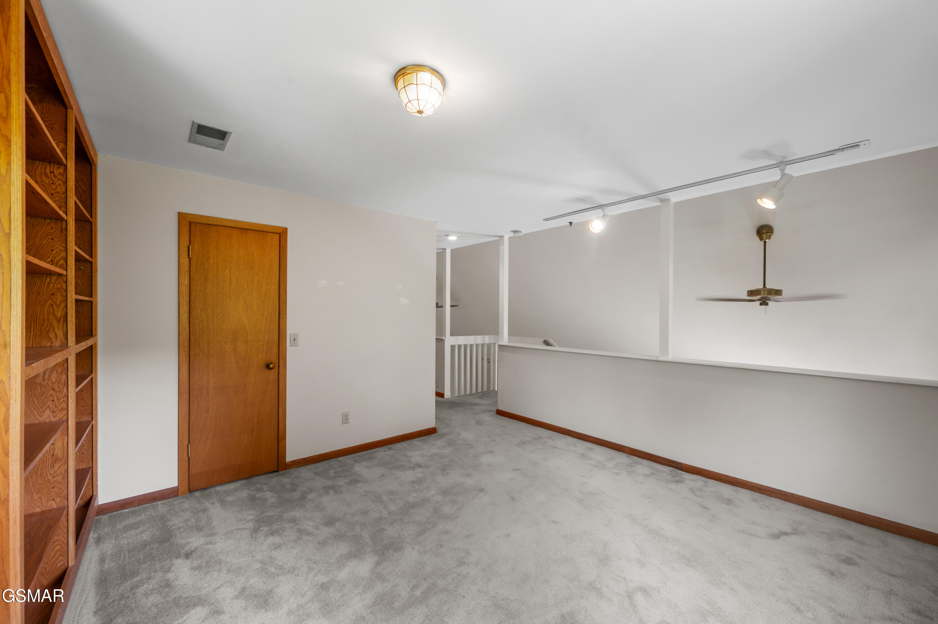 Pigeon Forge, Tennessee, 37863, United States, 3 Bedrooms Bedrooms, ,3 BathroomsBathrooms,Residential,For Sale,1978276