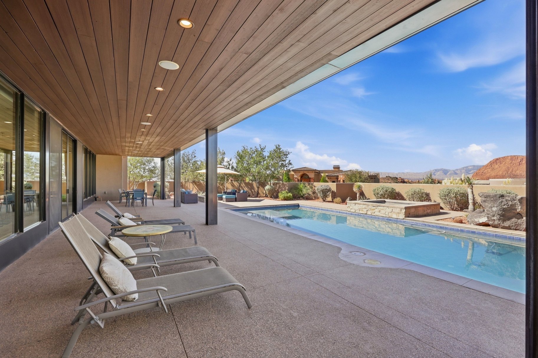  Warm Desert Modern Single Level Living in the Gated side of the Ledges Course - 物件實景