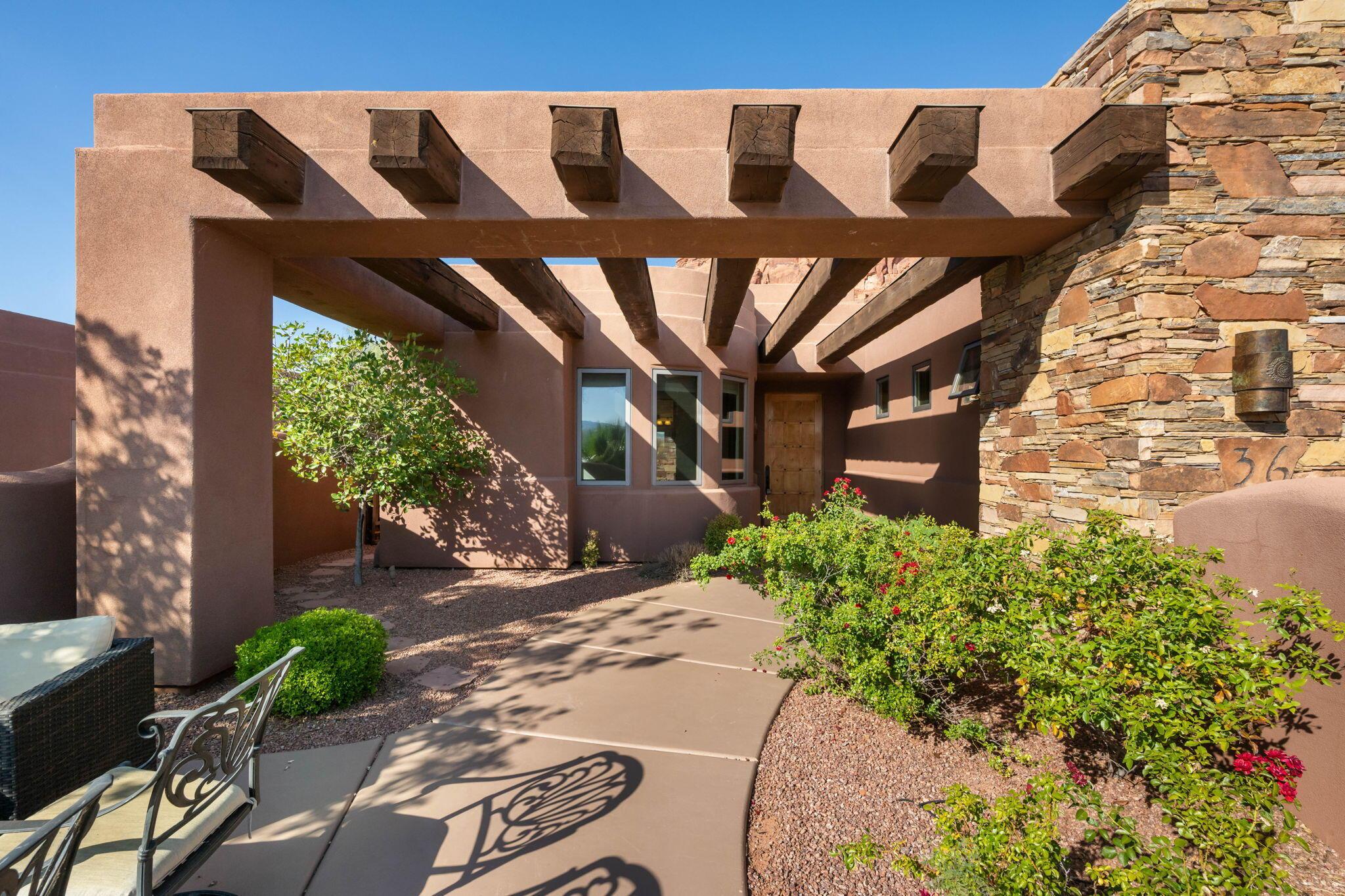 St George, Utah, 84770, United States, 3 Bedrooms Bedrooms, ,3 BathroomsBathrooms,Residential,For Sale,2031220