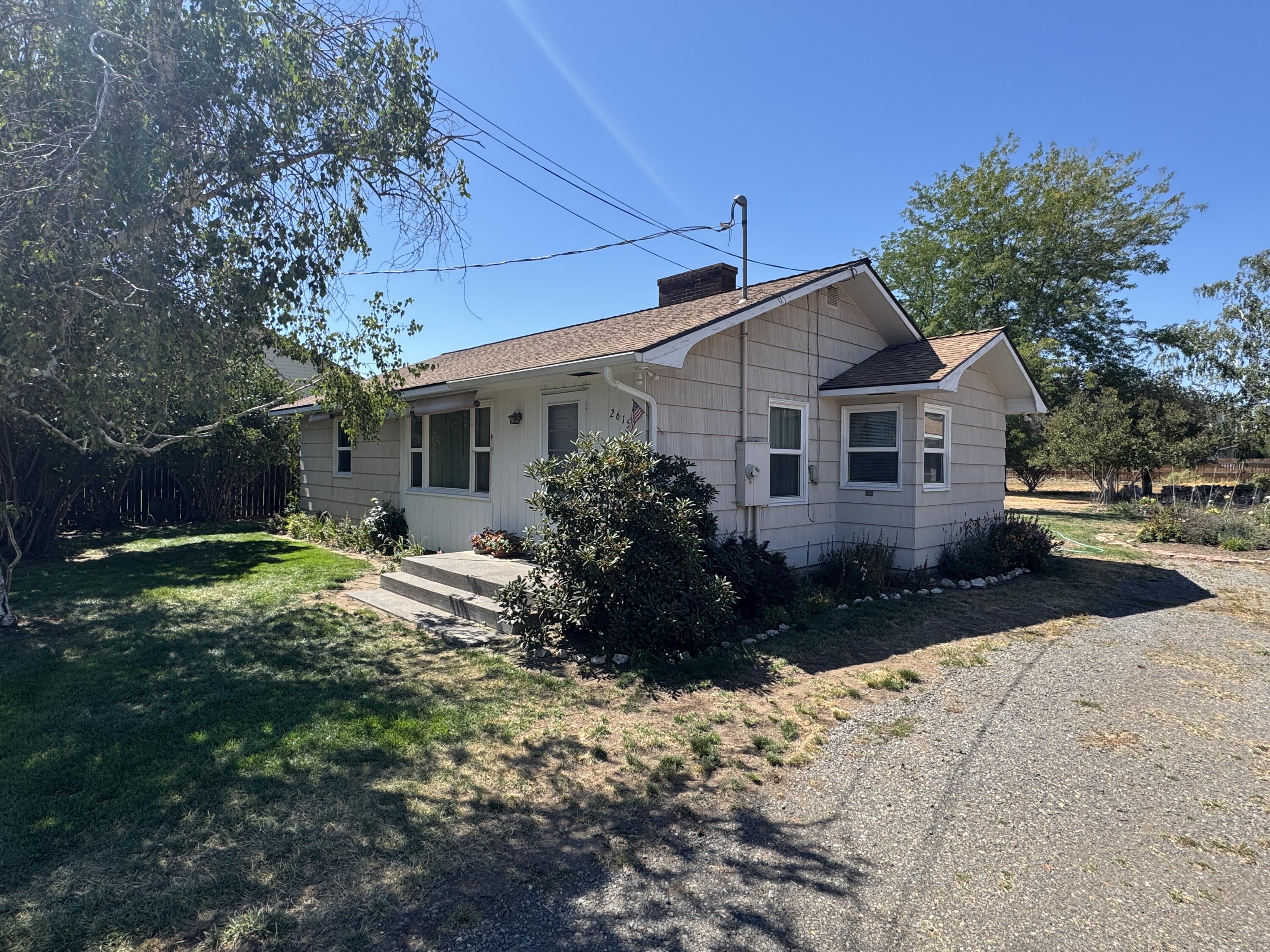 Redmond, Oregon, 97756, United States, 2 Bedrooms Bedrooms, ,1 BathroomBathrooms,Residential,For Sale,2008115