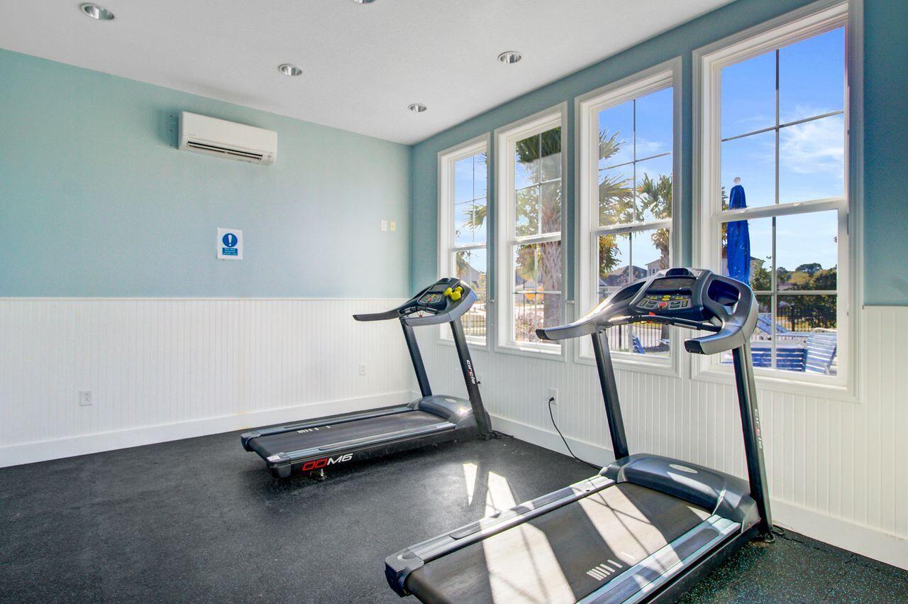 Johns Island, South Carolina, 29455, United States, 4 Bedrooms Bedrooms, ,2 BathroomsBathrooms,Residential,For Sale,1967653