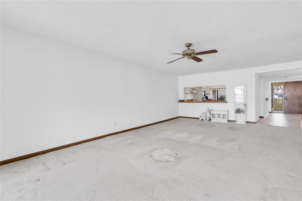 St Pete Beach, Florida, 33706, United States, 2 Bedrooms Bedrooms, ,2 BathroomsBathrooms,Residential,For Sale,1889983