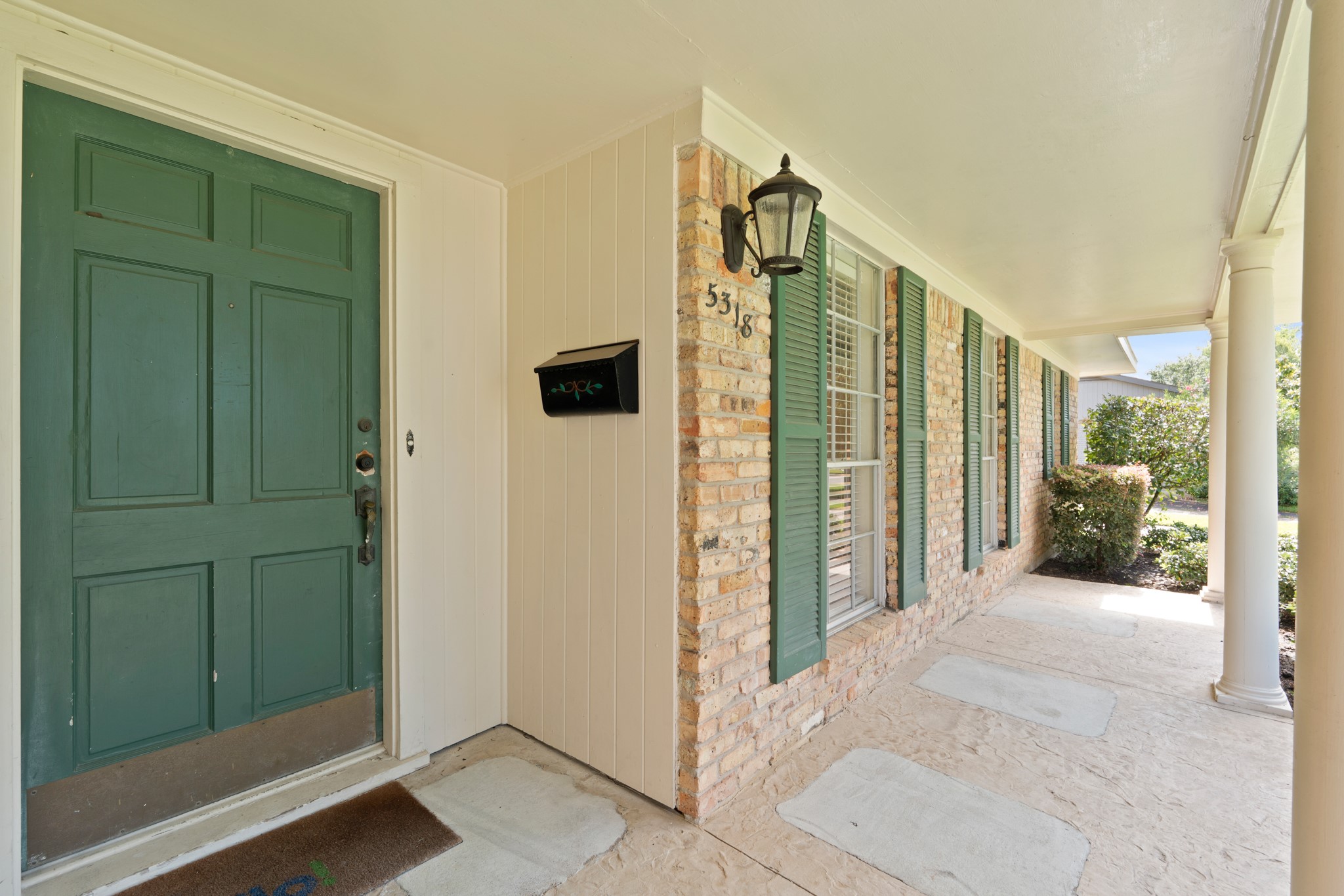 Houston, Texas, 77096, United States, 3 Bedrooms Bedrooms, ,2 BathroomsBathrooms,Residential,For Sale,1849910