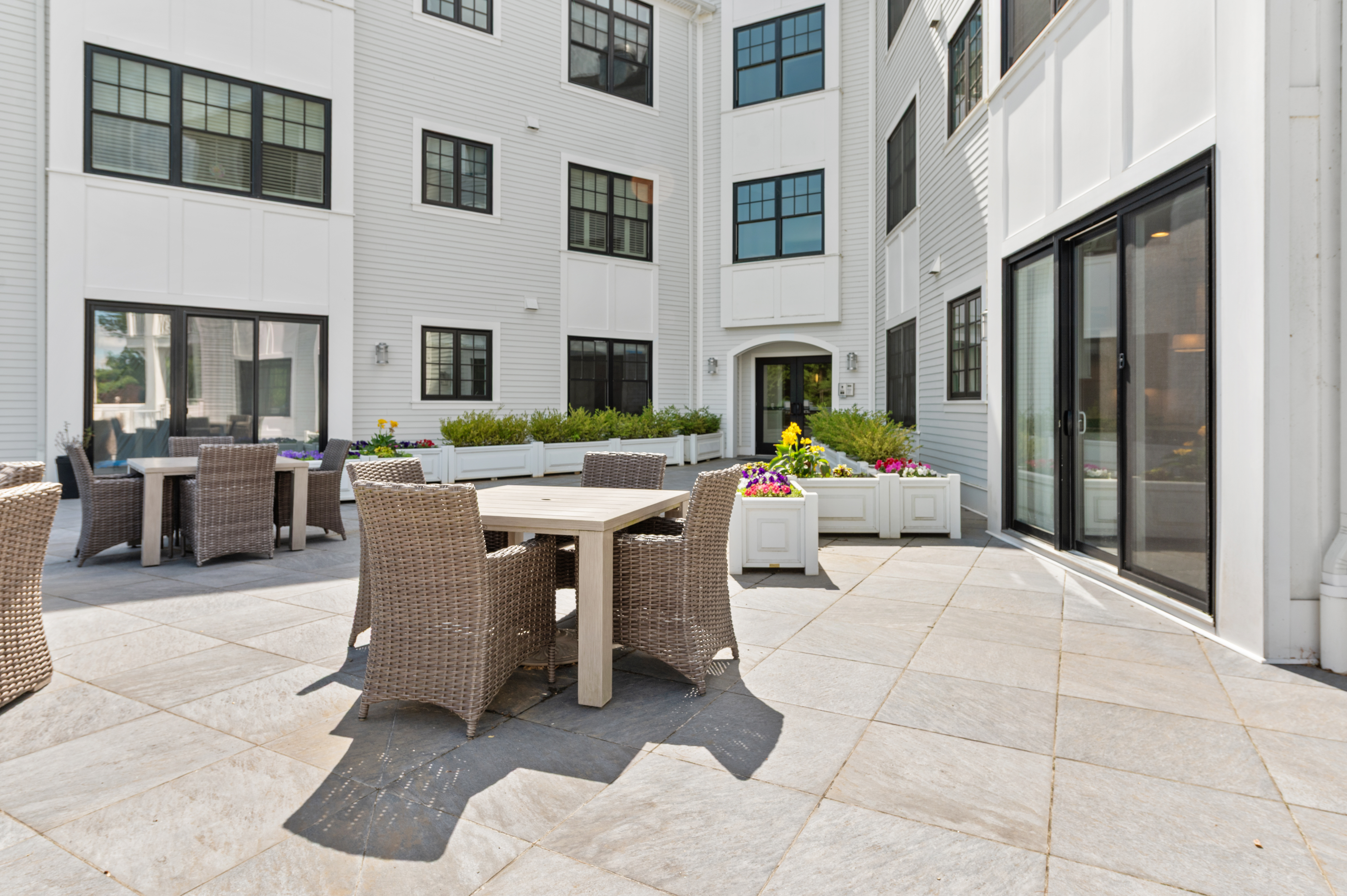  788 Farmington Avenue - 物件實景