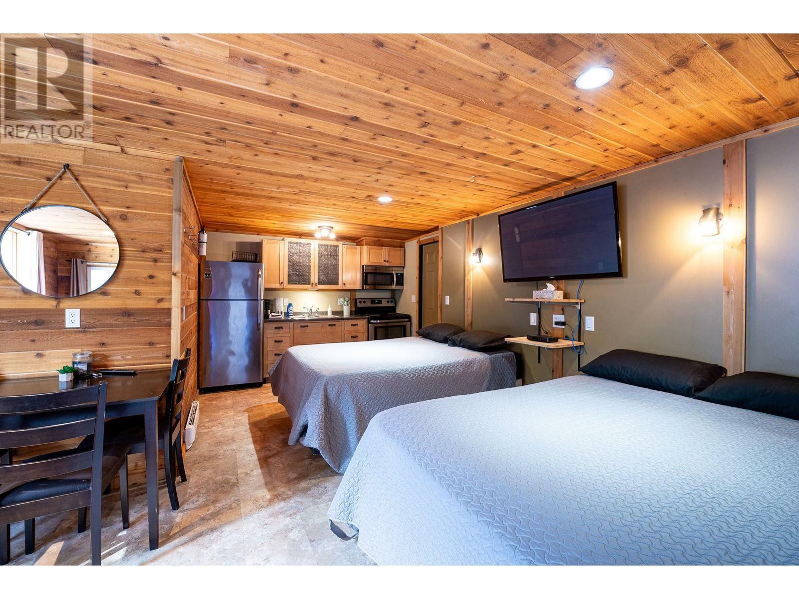 REVELSTOKE, British Columbia, V0E 2S0, CA, 4 Bedrooms Bedrooms, ,3 BathroomsBathrooms,Residential,For Sale,1838375