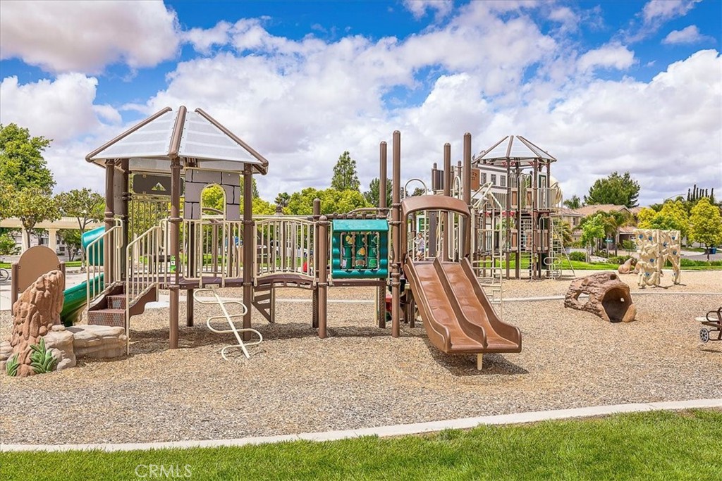 Temecula, California, 92592, United States, 3 Bedrooms Bedrooms, ,2 BathroomsBathrooms,Residential,For Sale,1926077