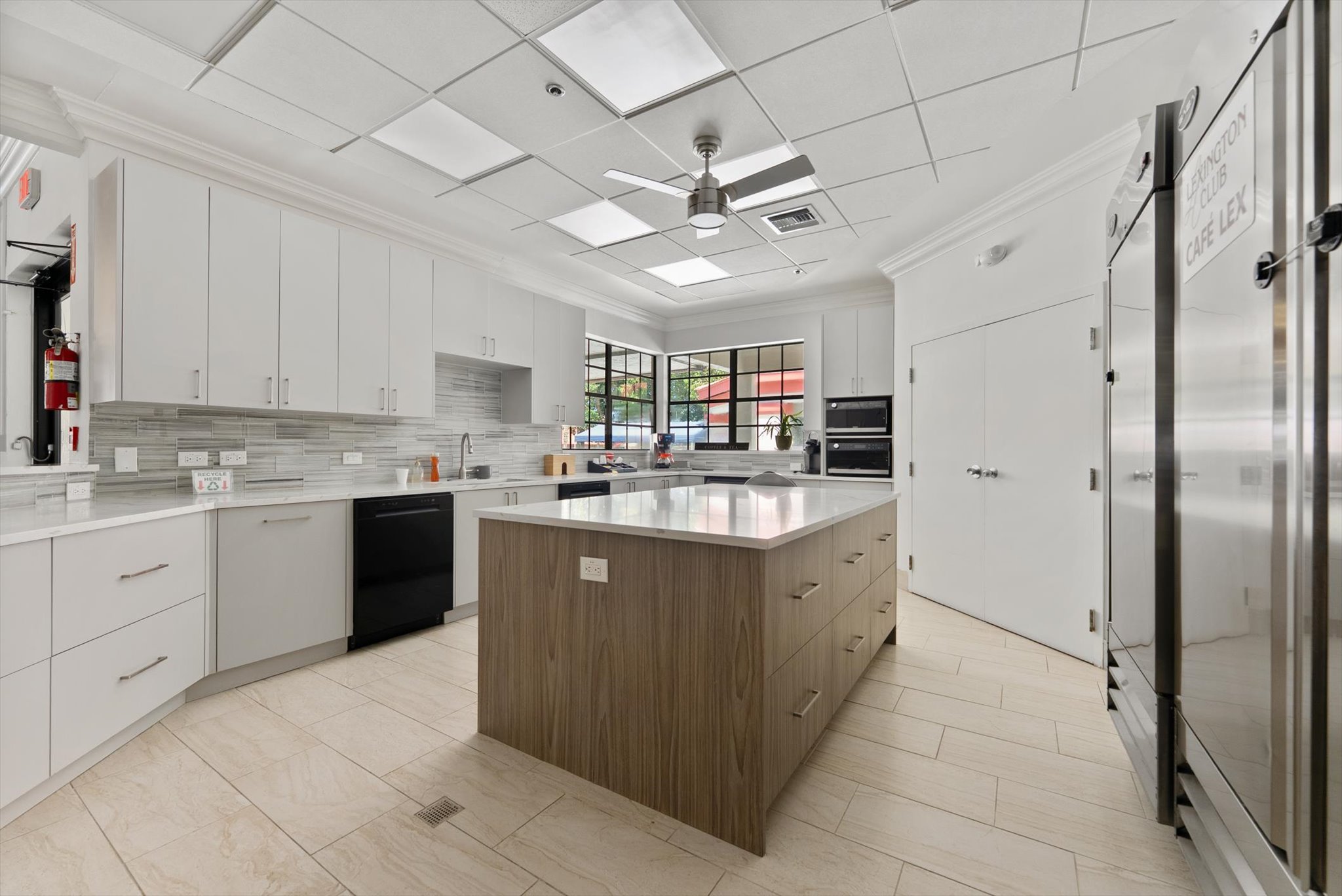  7585 Lexington Club Boulevard, Delray Beach, FL, 33446 - 物件實景