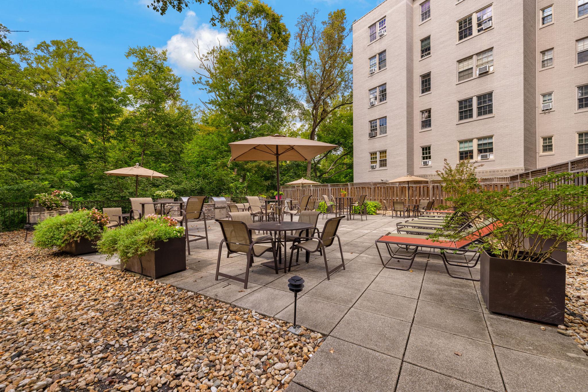  2737 Devonshire Place NW, Washington, DC, 20008 - 物件實景