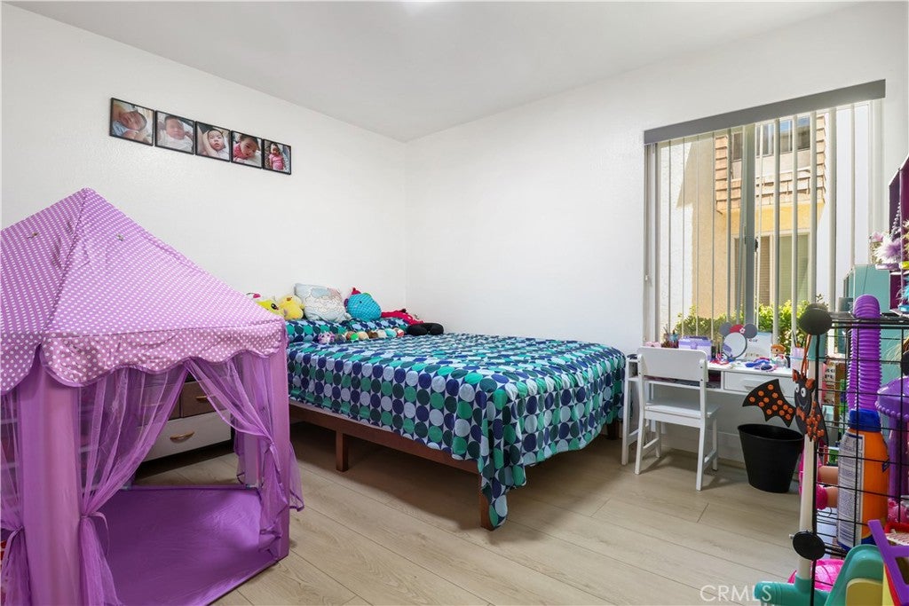 Tarzana, California, 91356, United States, 3 Bedrooms Bedrooms, ,2 BathroomsBathrooms,Residential,For Sale,1892794
