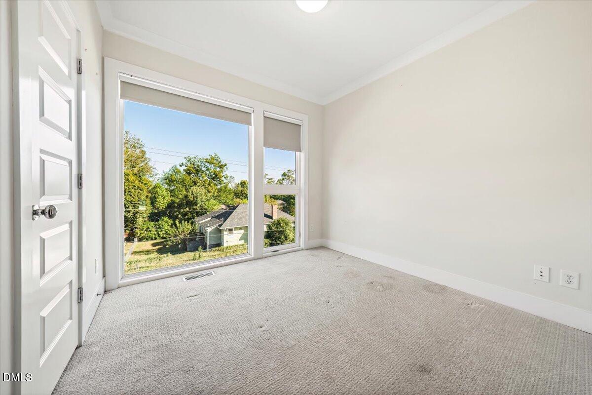 Raleigh, North Carolina, 27601, United States, 3 Bedrooms Bedrooms, ,4 BathroomsBathrooms,Residential,For Sale,1966573