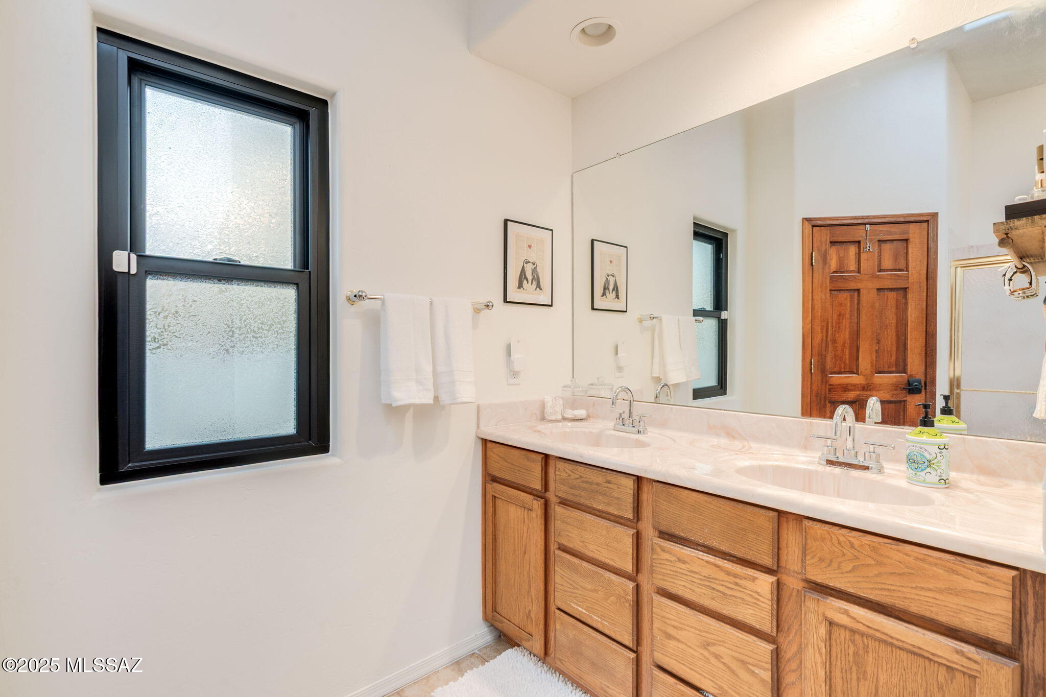 Tucson, Arizona, 85747, United States, 3 Bedrooms Bedrooms, ,3 BathroomsBathrooms,Residential,For Sale,1901020