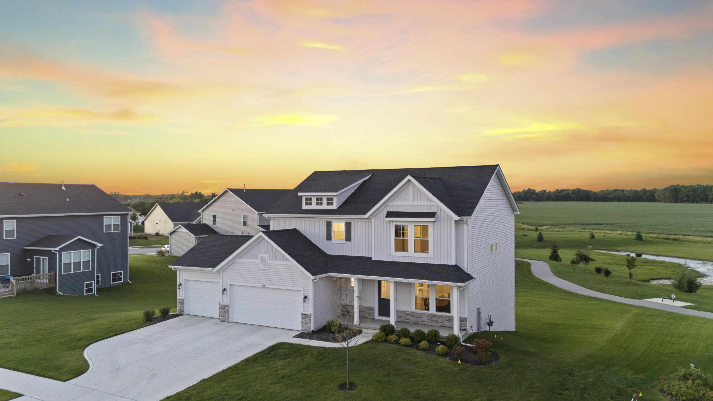 Schererville, Indiana, 46375, United States, 4 Bedrooms Bedrooms, ,3 BathroomsBathrooms,Residential,For Sale,1933479