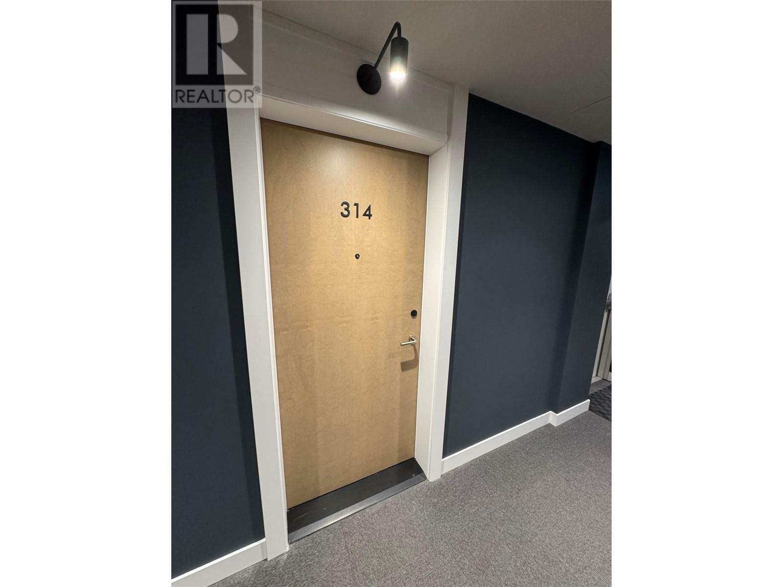 KELOWNA, British Columbia, V1W 3S9, CA, 2 Bedrooms Bedrooms, ,2 BathroomsBathrooms,Residential,For Sale,1882602