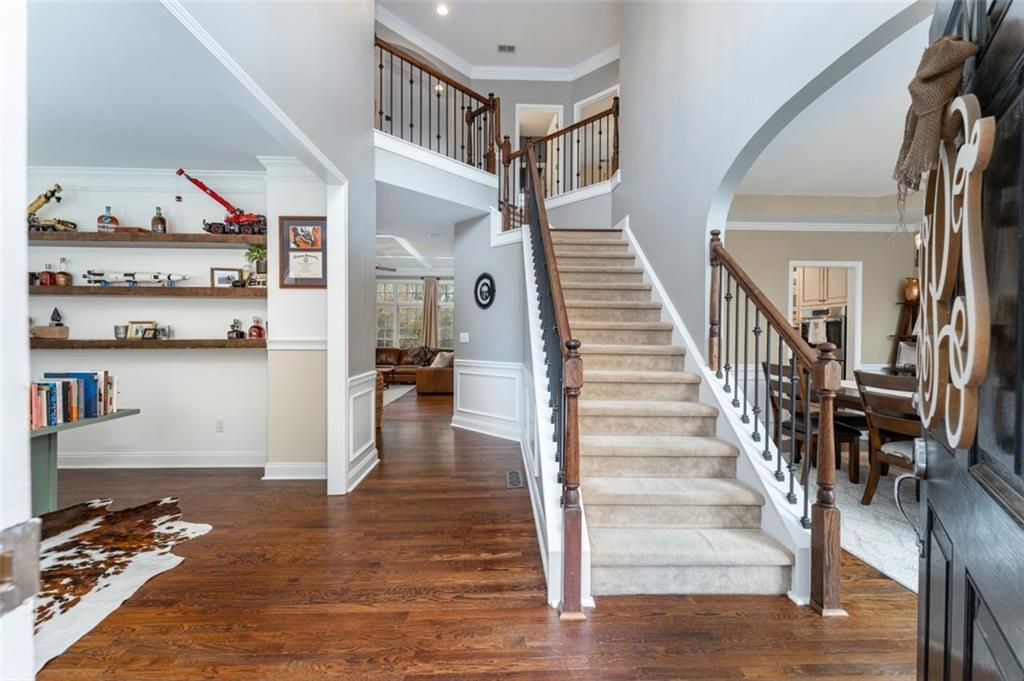 Marietta, Georgia, 30064, United States, 5 Bedrooms Bedrooms, ,5 BathroomsBathrooms,Residential,For Sale,2003371