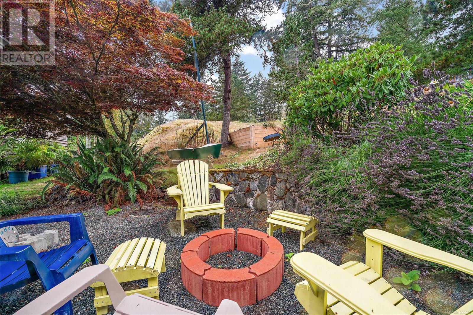 SOOKE, British Columbia, V9Z 0N5, CA, 5 Bedrooms Bedrooms, ,2 BathroomsBathrooms,Residential,For Sale,1874299