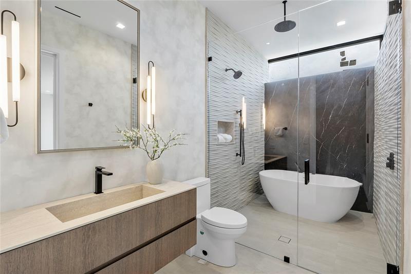 Fort Lauderdale, Florida, 33306, United States, 6 Bedrooms Bedrooms, ,8 BathroomsBathrooms,Residential,For Sale,1958113