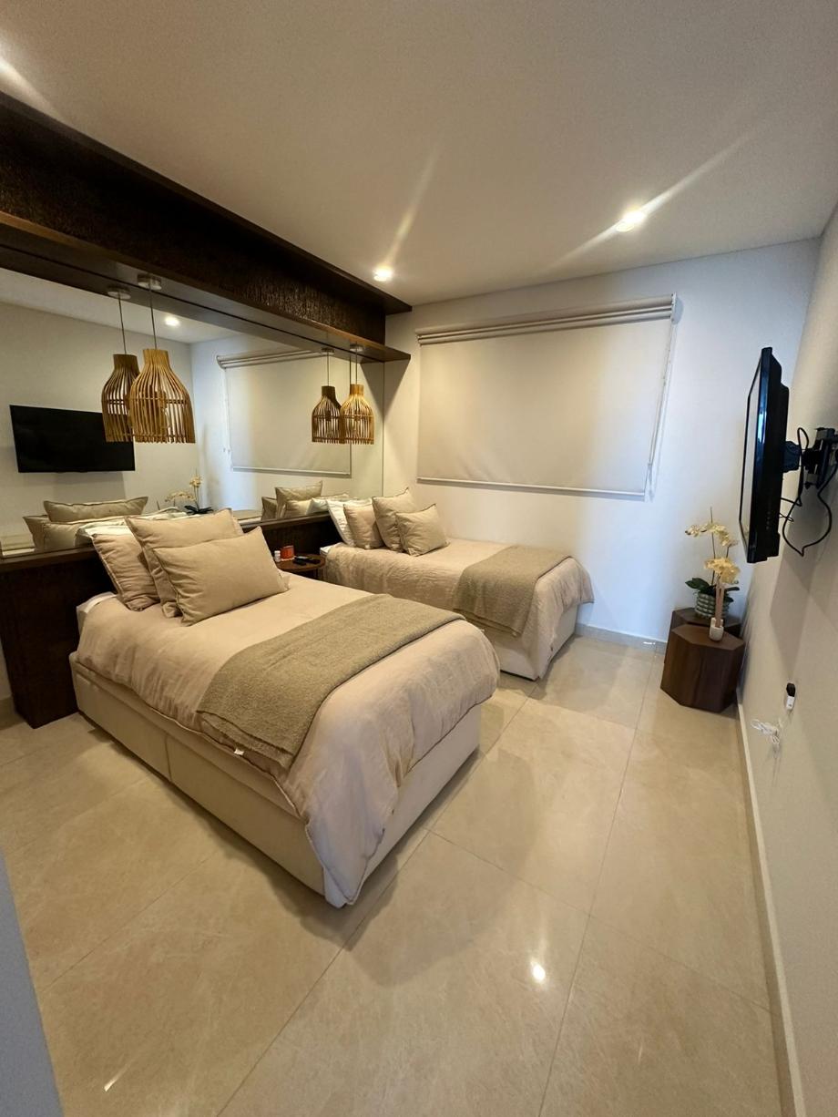 AV CAMARON SABALO, Mazatlán, Sinaloa, 82110, Mexico, 2 Bedrooms Bedrooms, ,2 BathroomsBathrooms,Residential,For Sale,AV CAMARON SABALO,1610570