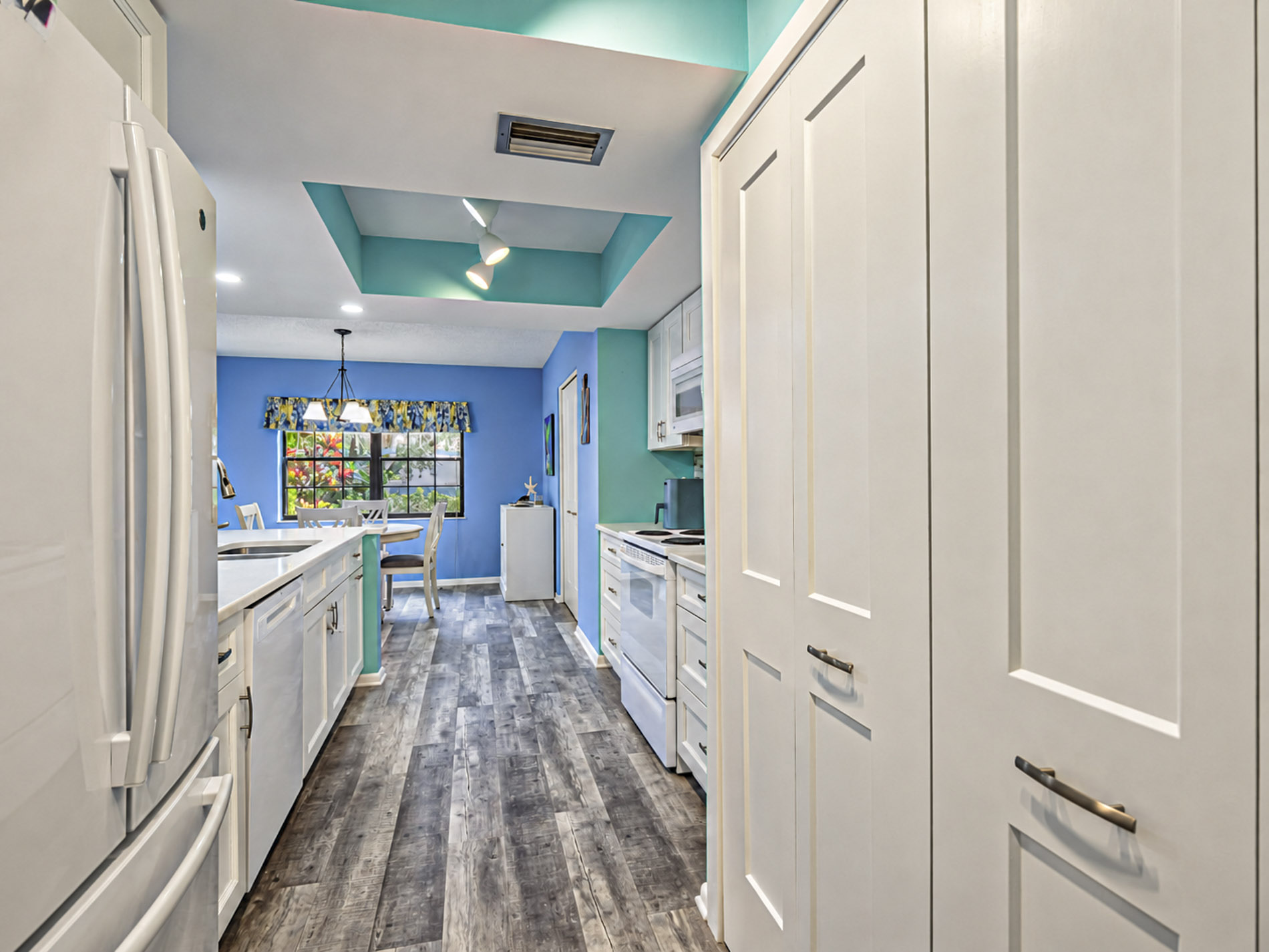  910 E Causeway Boulevard, Vero Beach, FL, 32963 - 物件實景