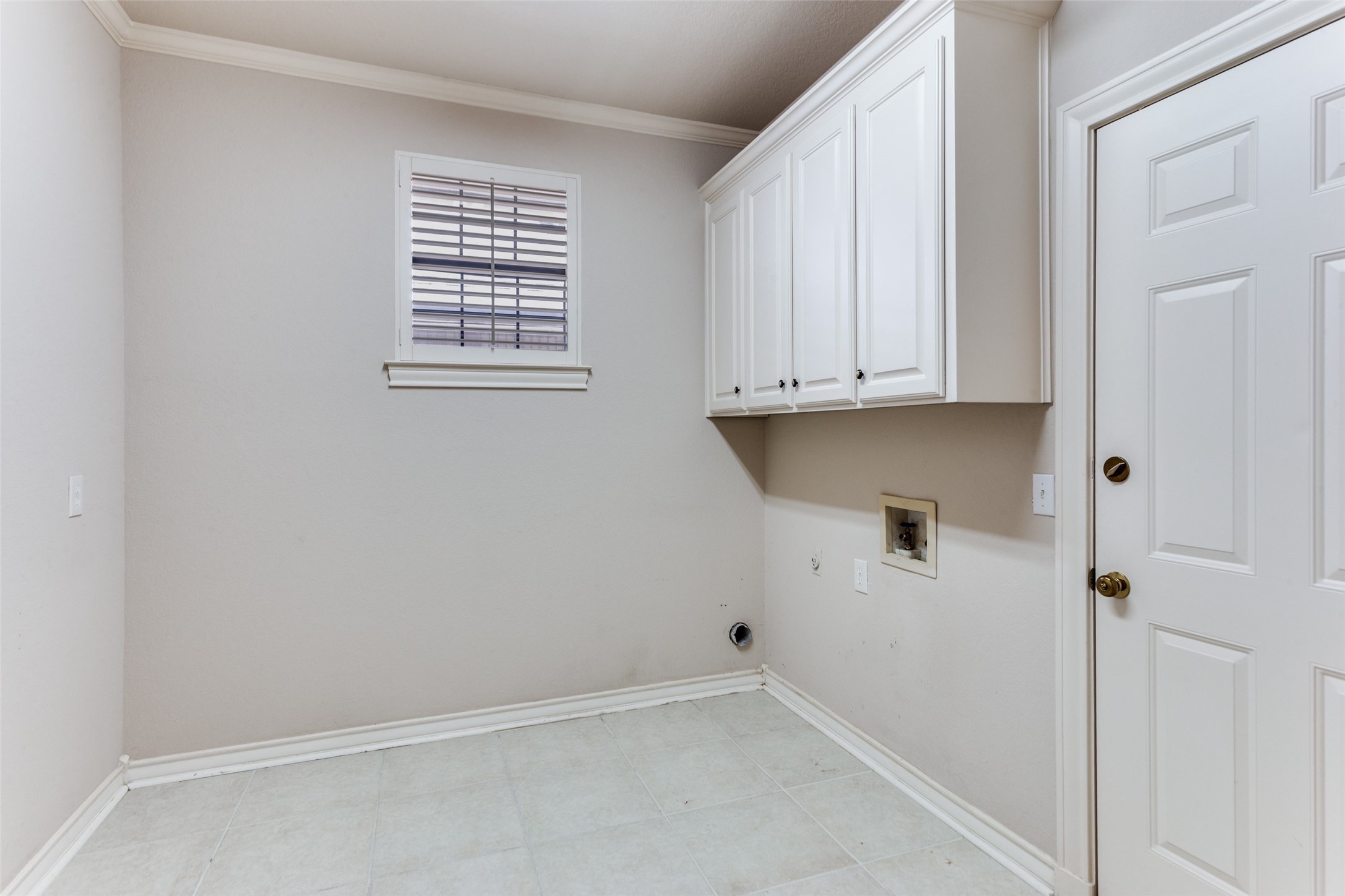 Fort Worth, Texas, 76109, United States, 3 Bedrooms Bedrooms, ,2 BathroomsBathrooms,Residential,For Sale,1918237