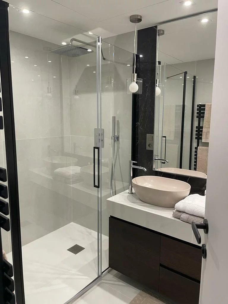 Monaco, 98000, MC, 3 Bedrooms Bedrooms, ,3 BathroomsBathrooms,Residential,For Sale,1610755