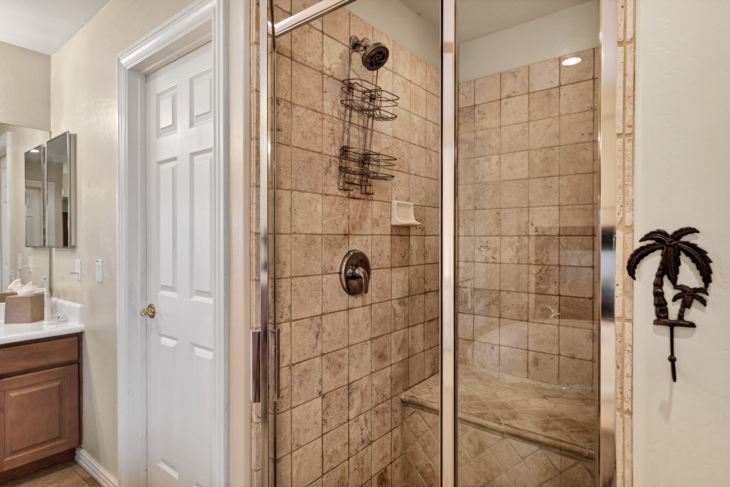 Mesa, Arizona, 85207, United States, 5 Bedrooms Bedrooms, ,4 BathroomsBathrooms,Residential,For Sale,1976858