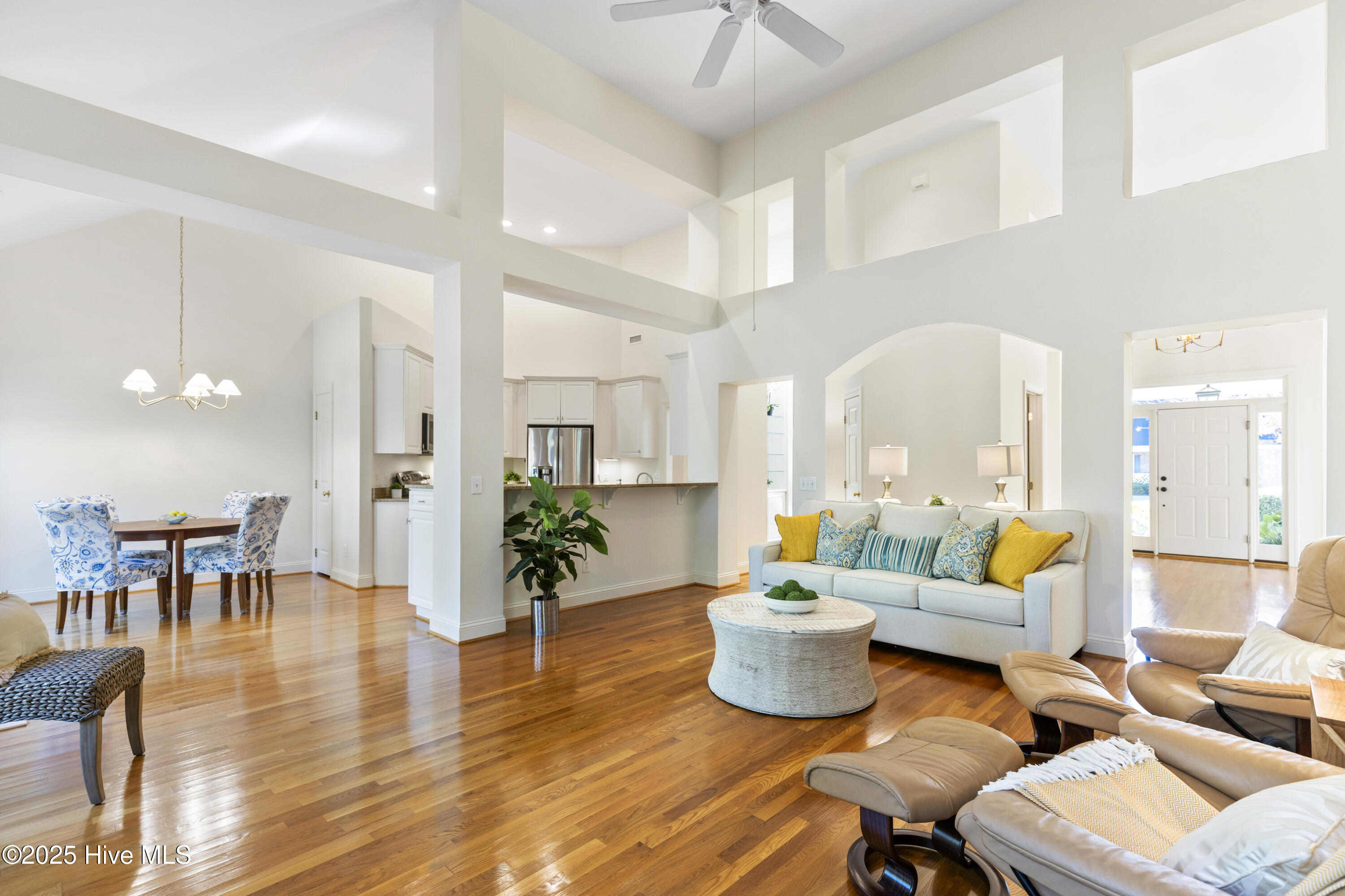 Wilmington, North Carolina, 28409, United States, 4 Bedrooms Bedrooms, ,4 BathroomsBathrooms,Residential,For Sale,1991062