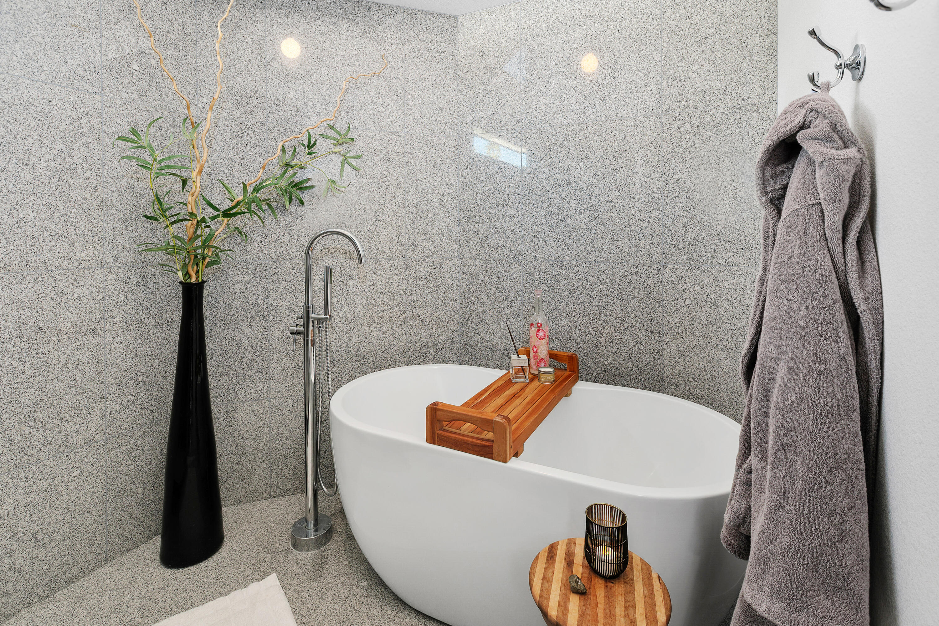 Palm Desert, California, 92260, United States, 2 Bedrooms Bedrooms, ,2 BathroomsBathrooms,Residential,For Sale,2003348