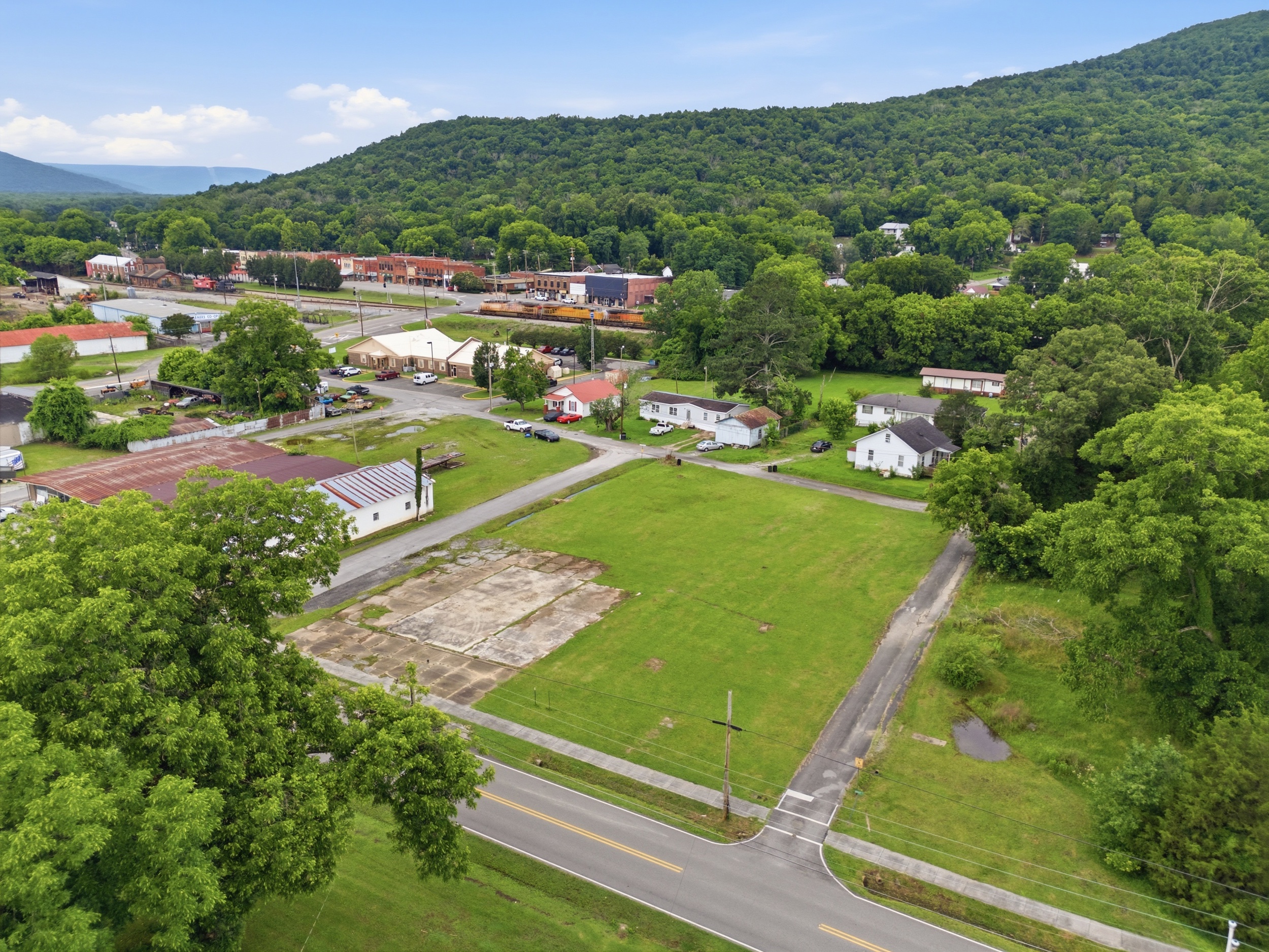 0.73 Acres Nebraska Avenue - 物件實景