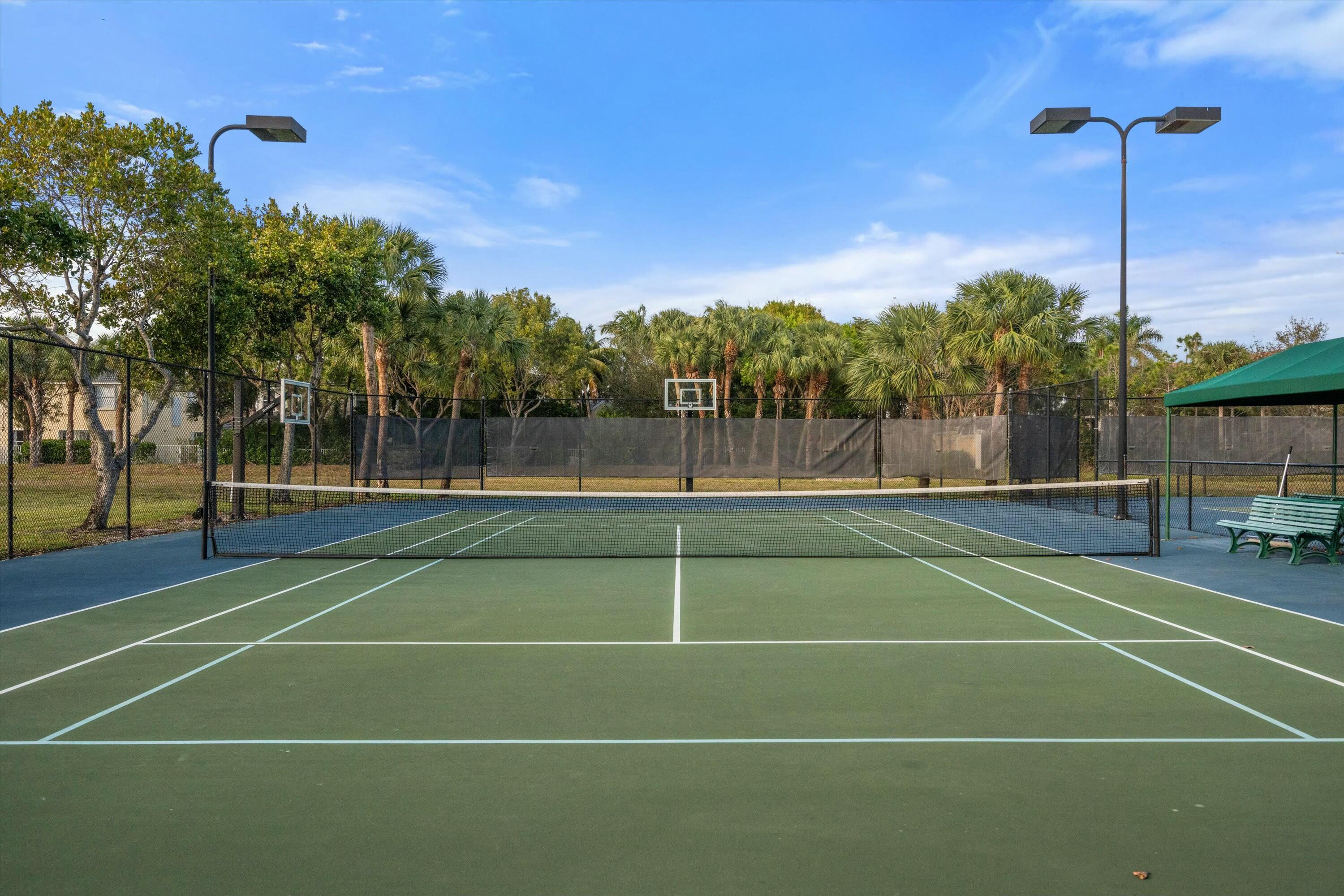  1386 Beacon Circle - 物件實景