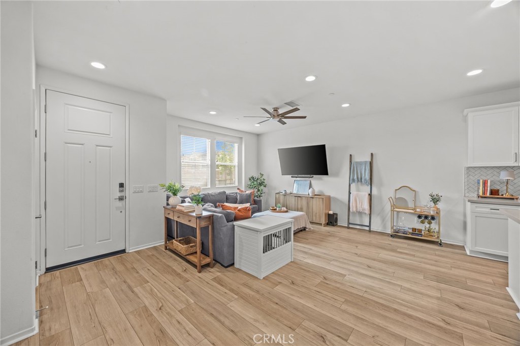 Chino, California, 91708, United States, 3 Bedrooms Bedrooms, ,3 BathroomsBathrooms,Residential,For Sale,2026423
