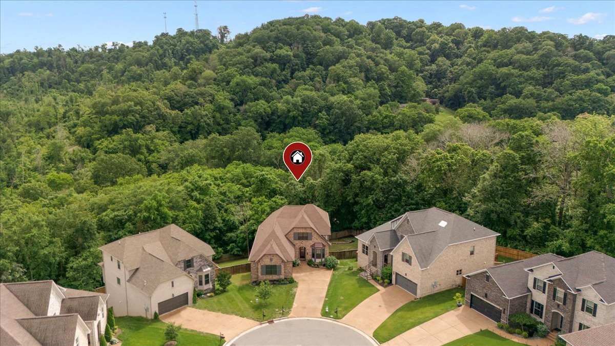 Nashville, Tennessee, 37209, United States, 4 Bedrooms Bedrooms, ,4 BathroomsBathrooms,Residential,For Sale,1827878