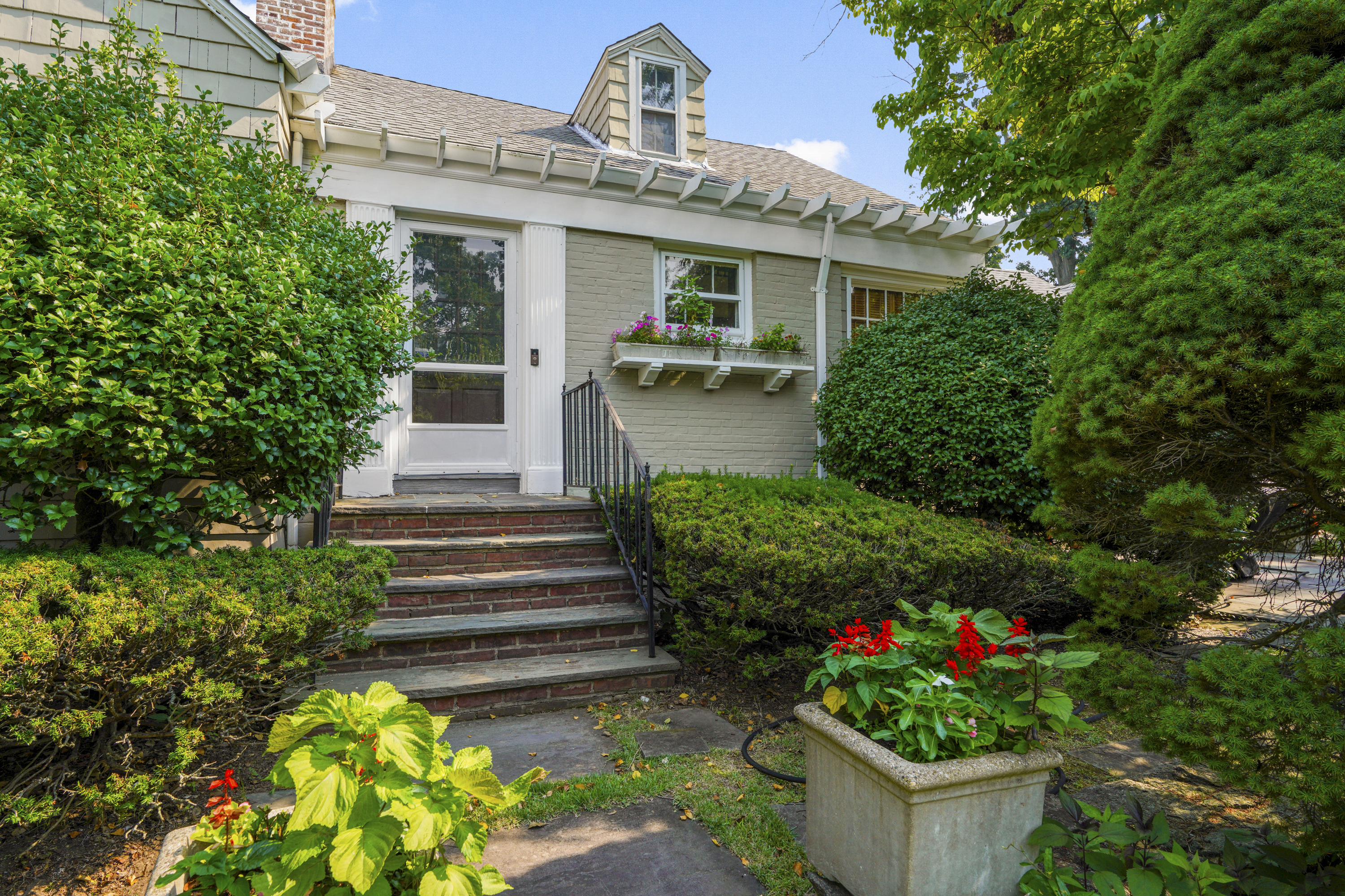  Larchmont Manor Cottage - 物件實景