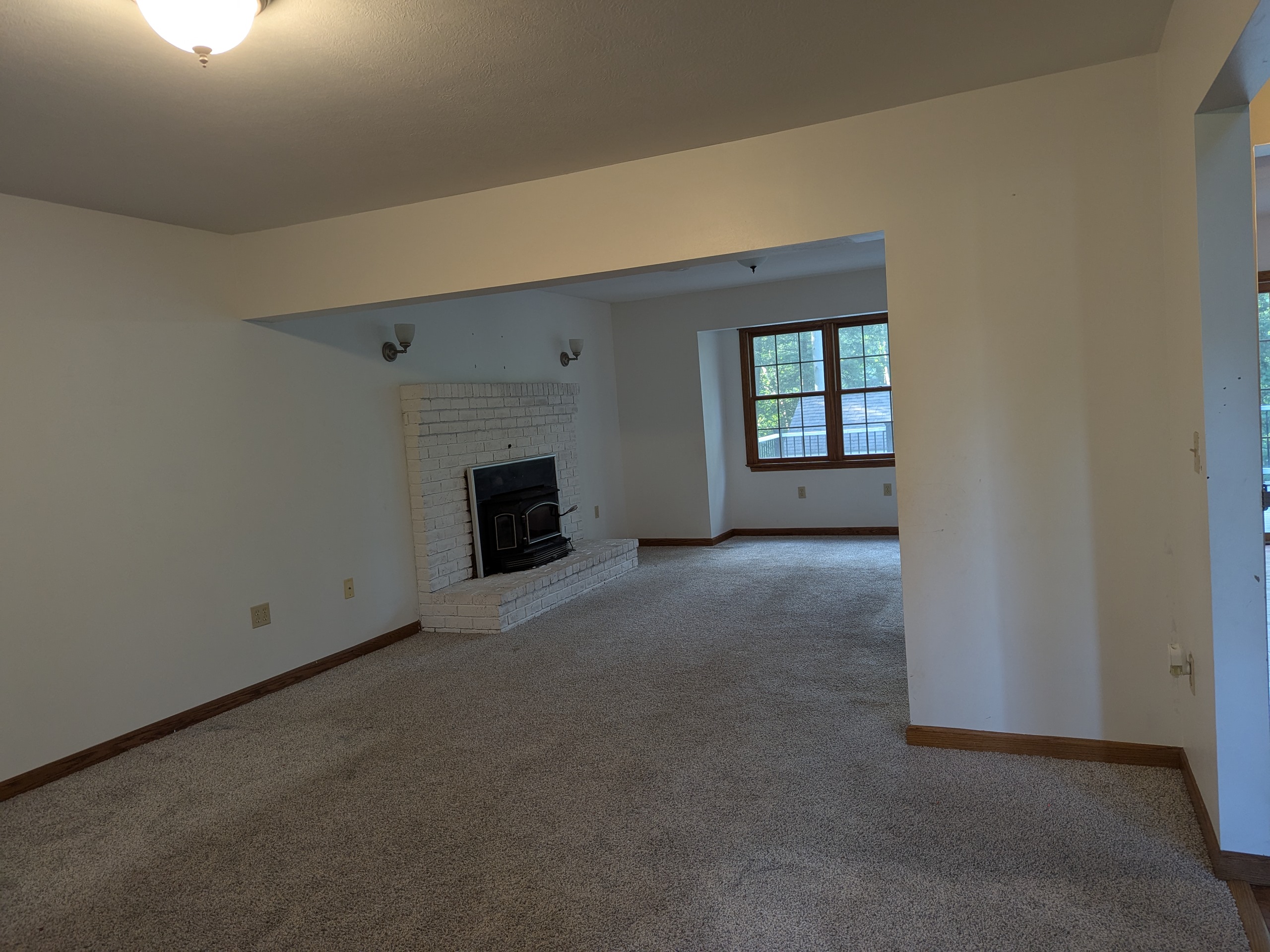 Uniontown, Ohio, 44685, United States, 6 Bedrooms Bedrooms, ,4 BathroomsBathrooms,Residential,For Sale,1945002